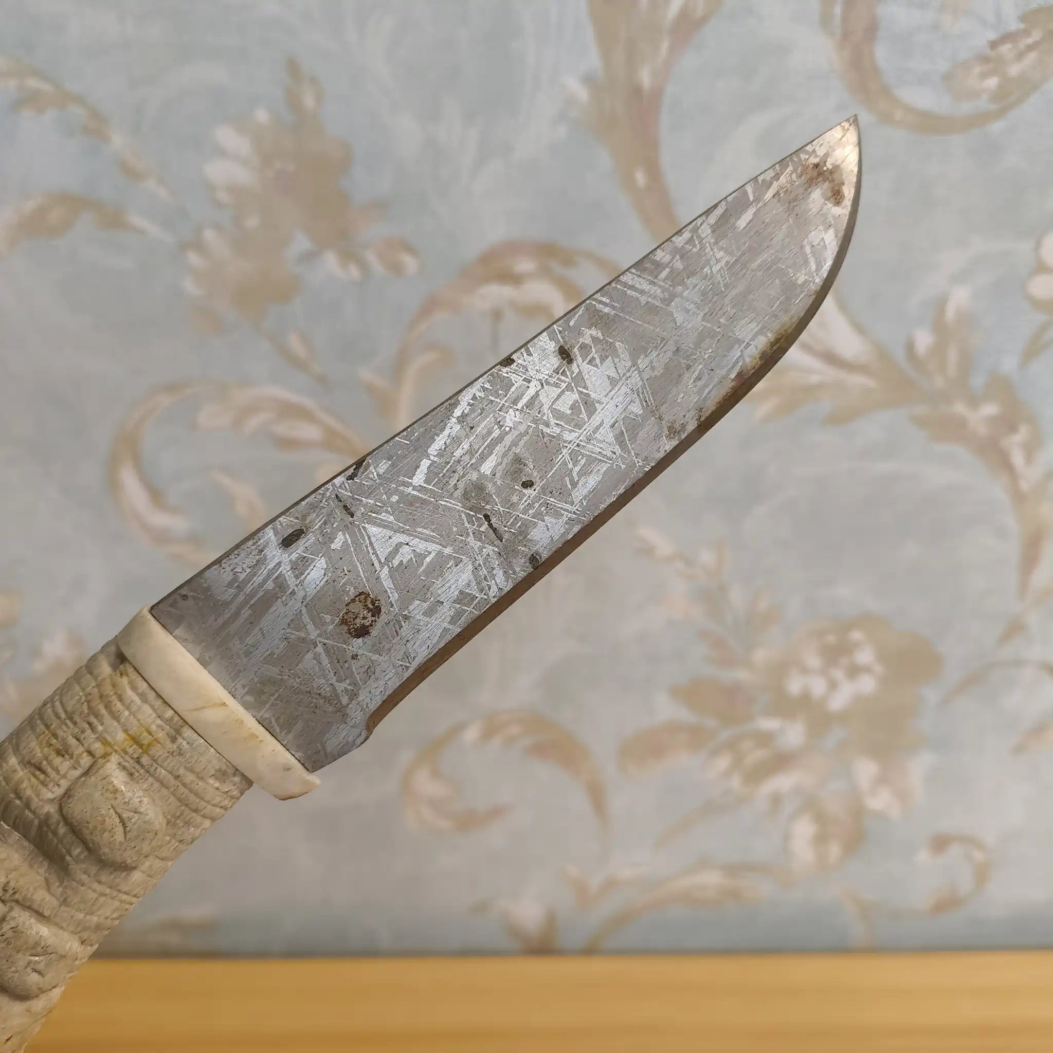 【リユース】 模造ナイフ / 鉄隕石 (推定) / 北欧 (推定)