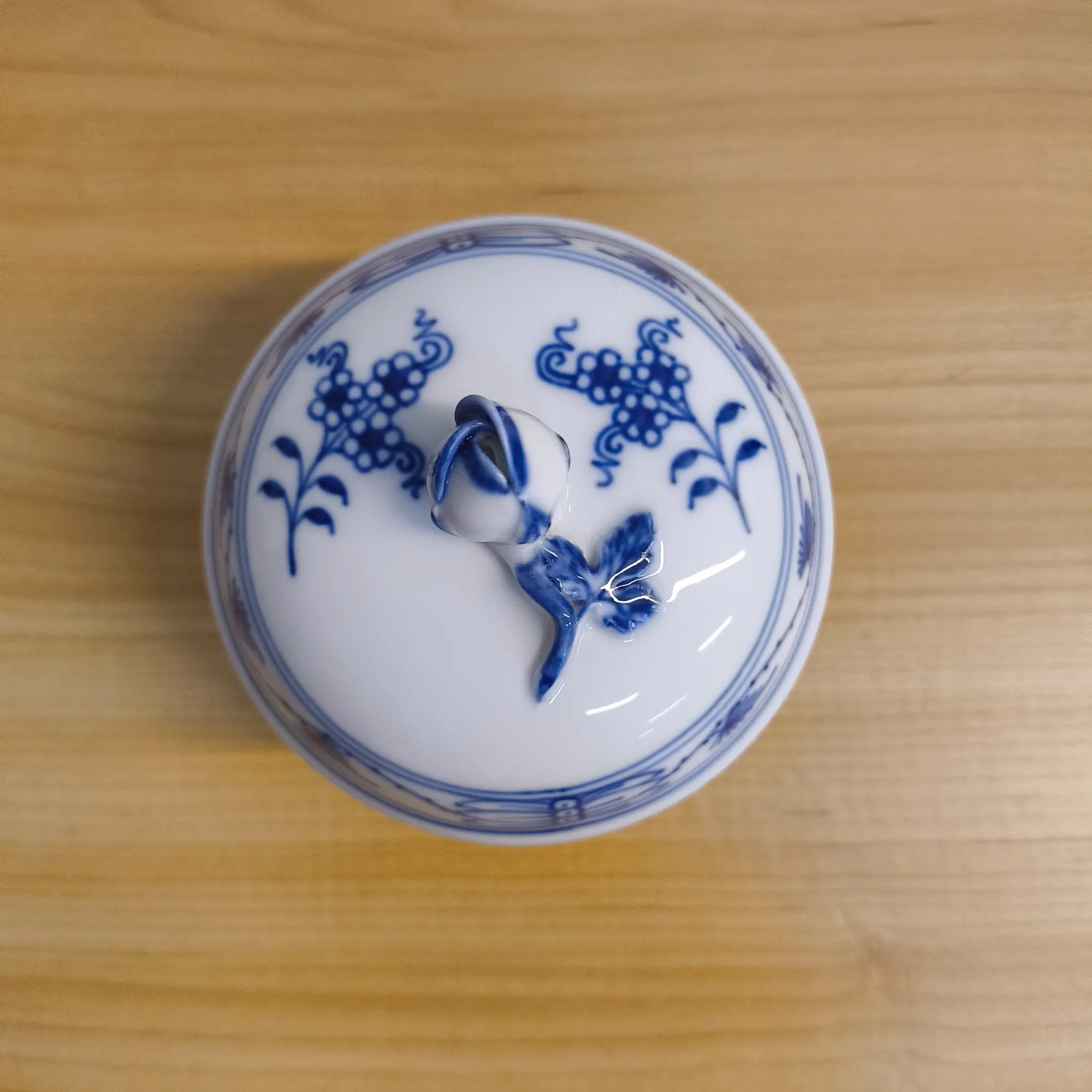 【リユース】 ティーセット (ティーポット, クリーマー, シュガーポット) / Meissen (マイセン) / Blue Onion / 推定20C後期 / 磁器 / ドイツ