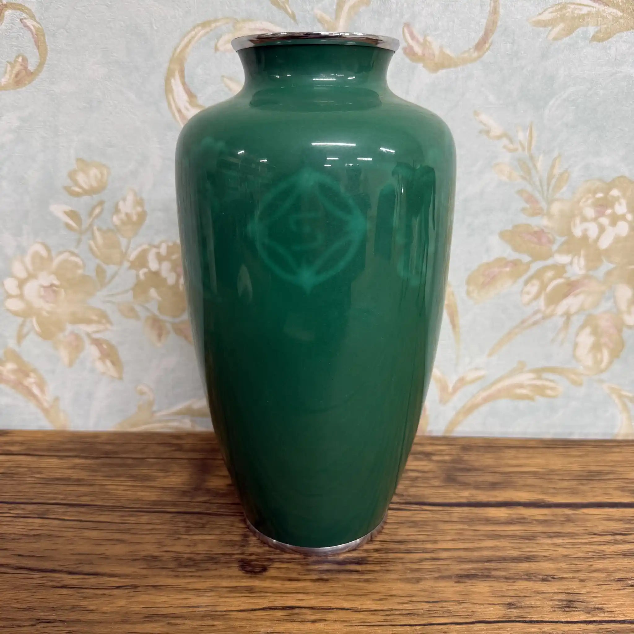 【リユース】 花瓶 / 磁器 / 日本 / 牡丹唐草文