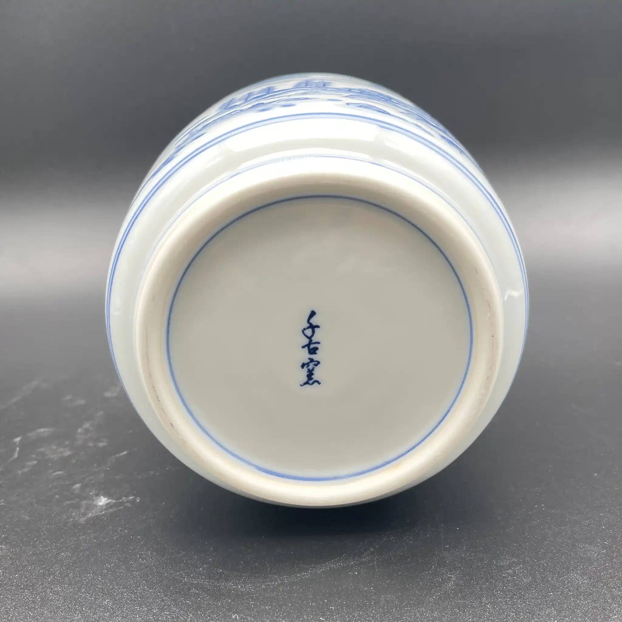 【骨董品】 茶道具一式 / 茶棚,茶碗,茶入れ,薄茶 ,茶筅,茶杓,建水,蓋置,箱,未使用