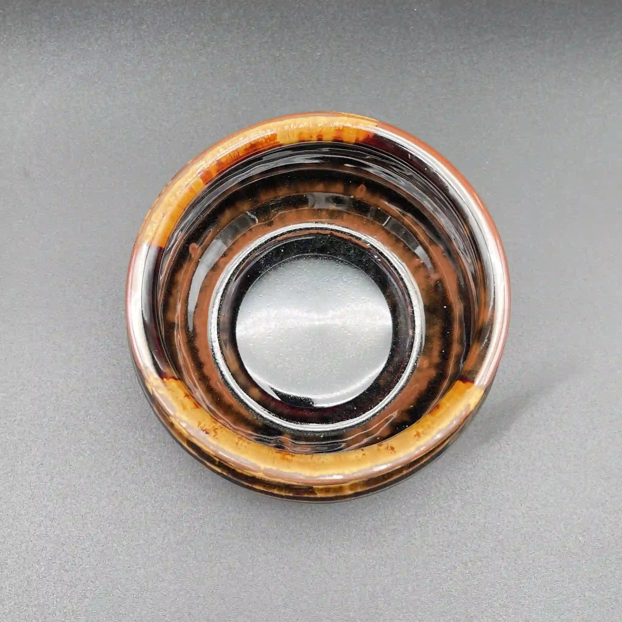 【骨董品】 茶道具一式 / 茶棚,茶碗,茶入れ,薄茶 ,茶筅,茶杓,建水,蓋置,箱,未使用