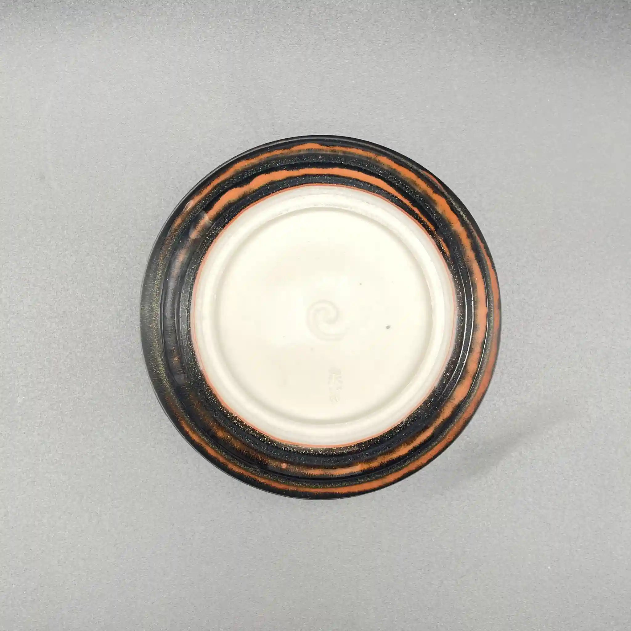 【骨董品】 茶道具一式 / 茶棚,茶碗,茶入れ,薄茶 ,茶筅,茶杓,建水,蓋置,箱,未使用