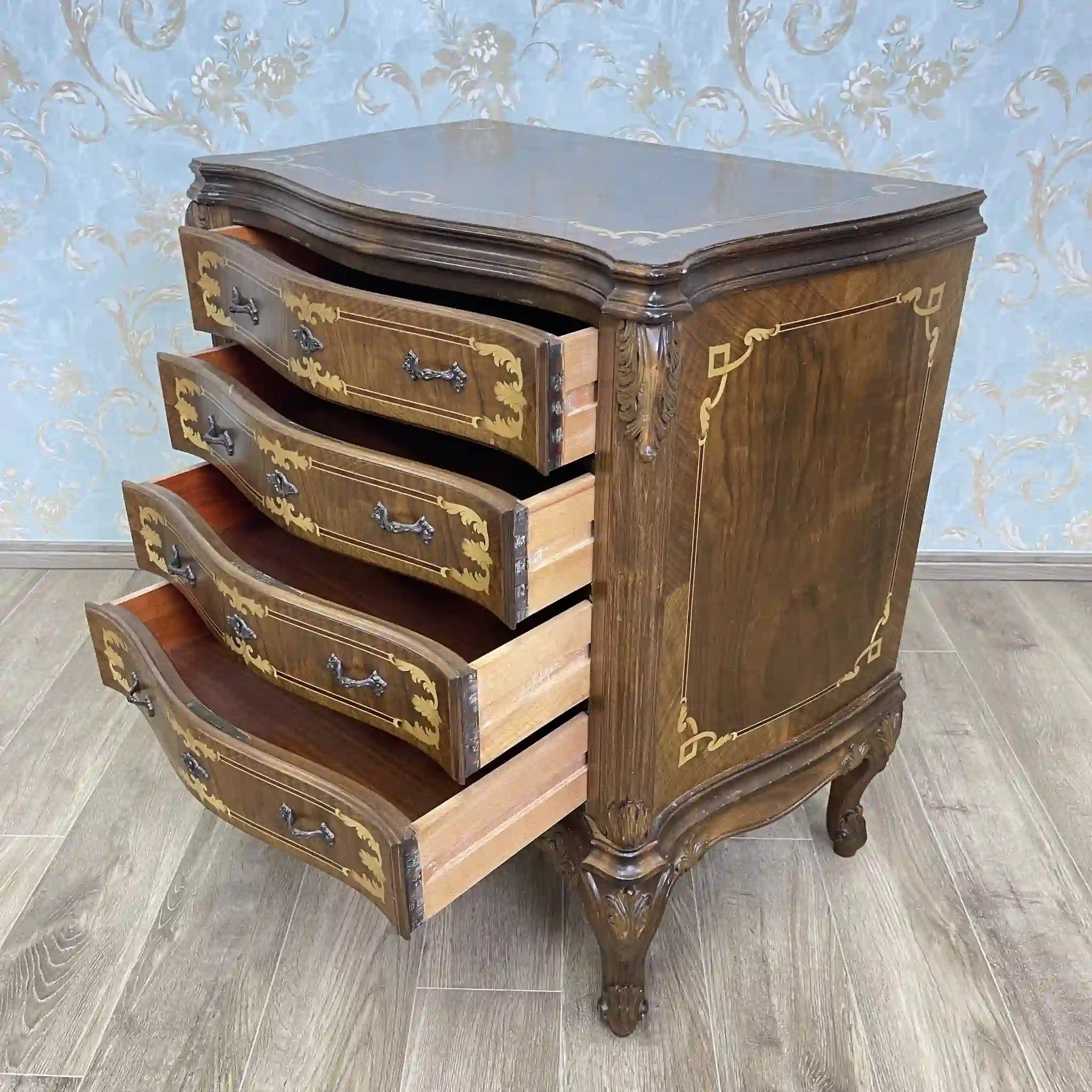 【アンティーク】 サーペンタイン型チェスト / フランス / 象嵌,猫脚