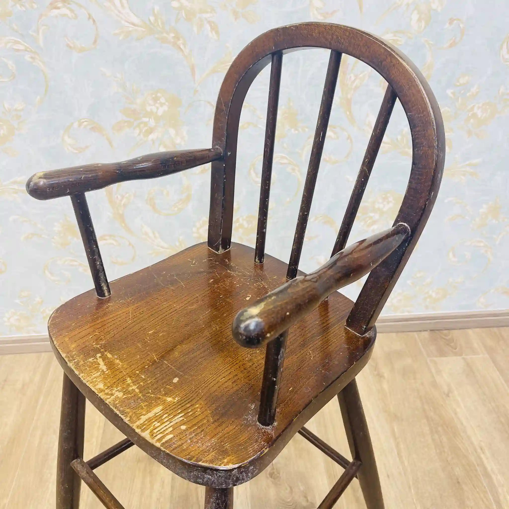 【アンティーク】 ボウバックキッズチェア / ウィンザー様式 / イギリス / 挽物細工,スポークバック