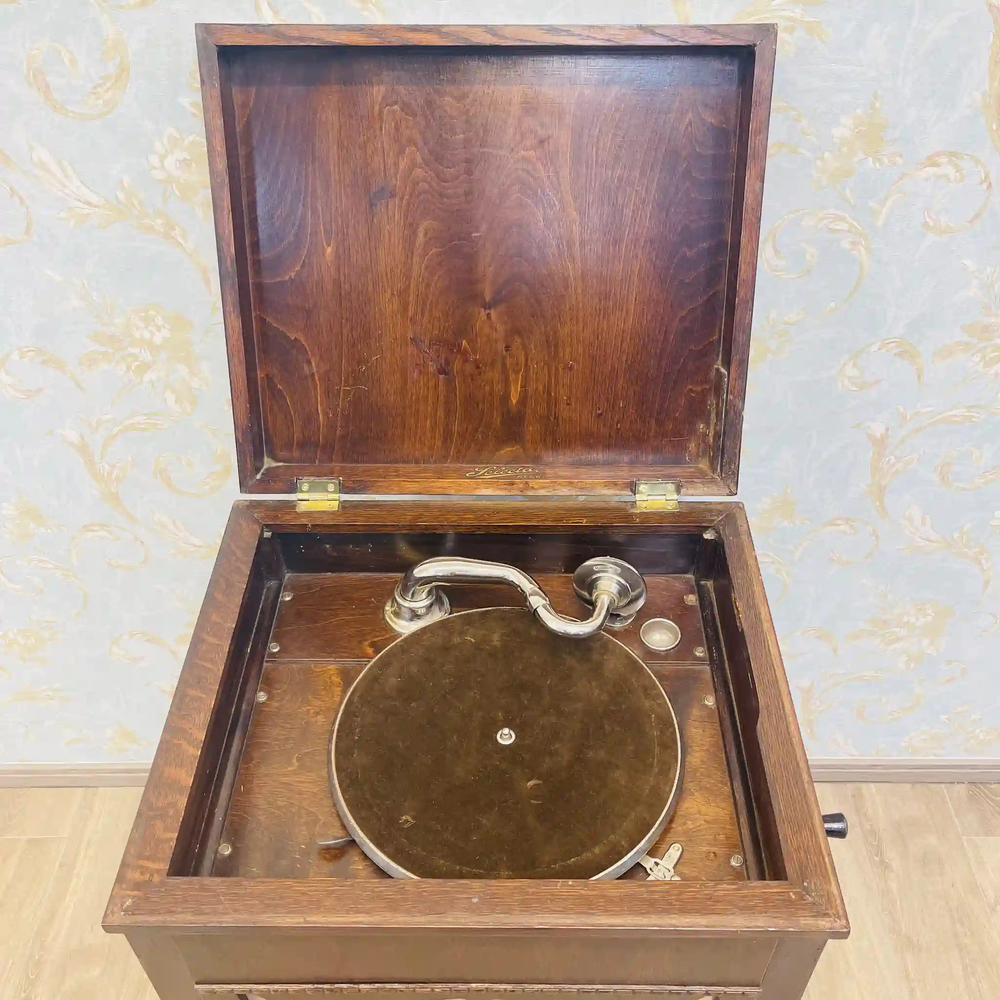 Antique Gramophone / Art Deco / 1910-1930s / Oak / British