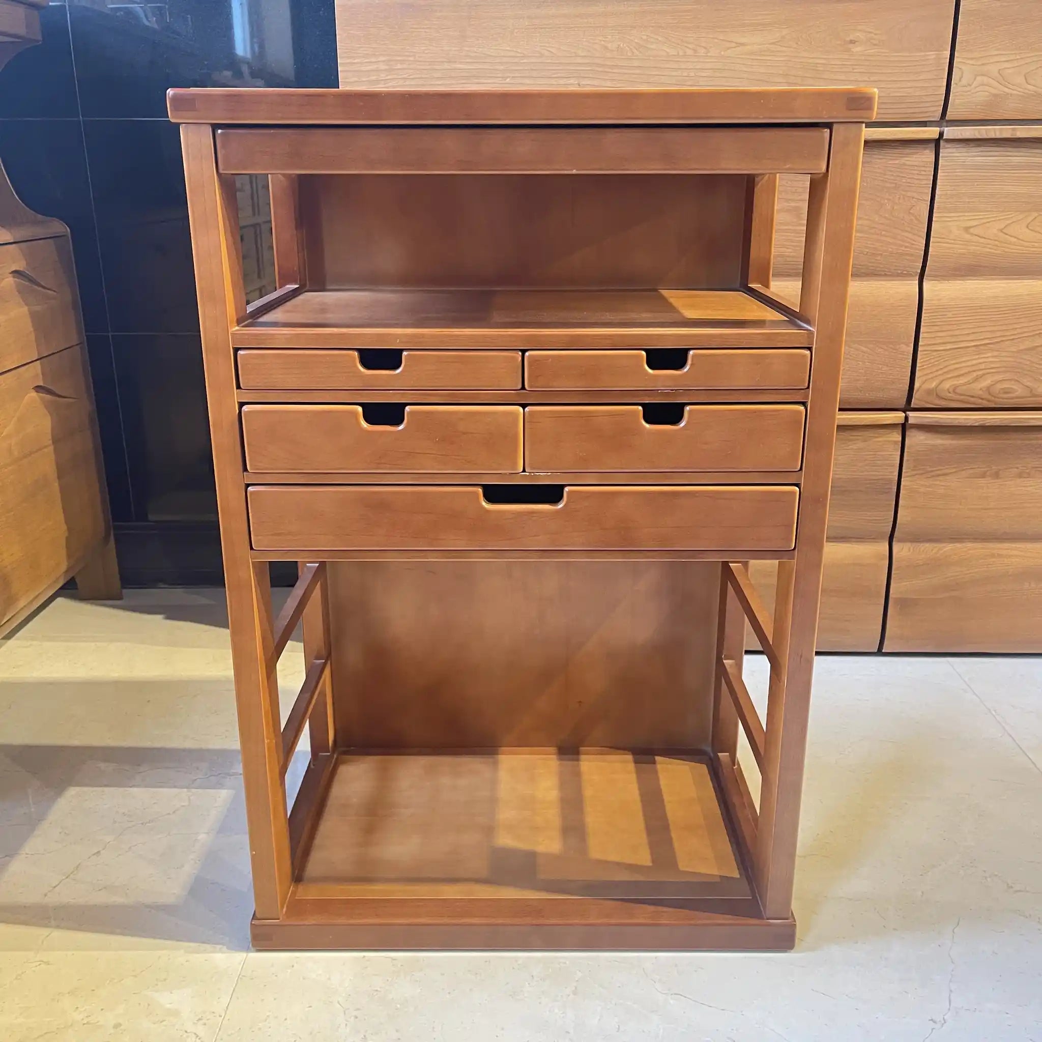 【リユース】 多段チェスト