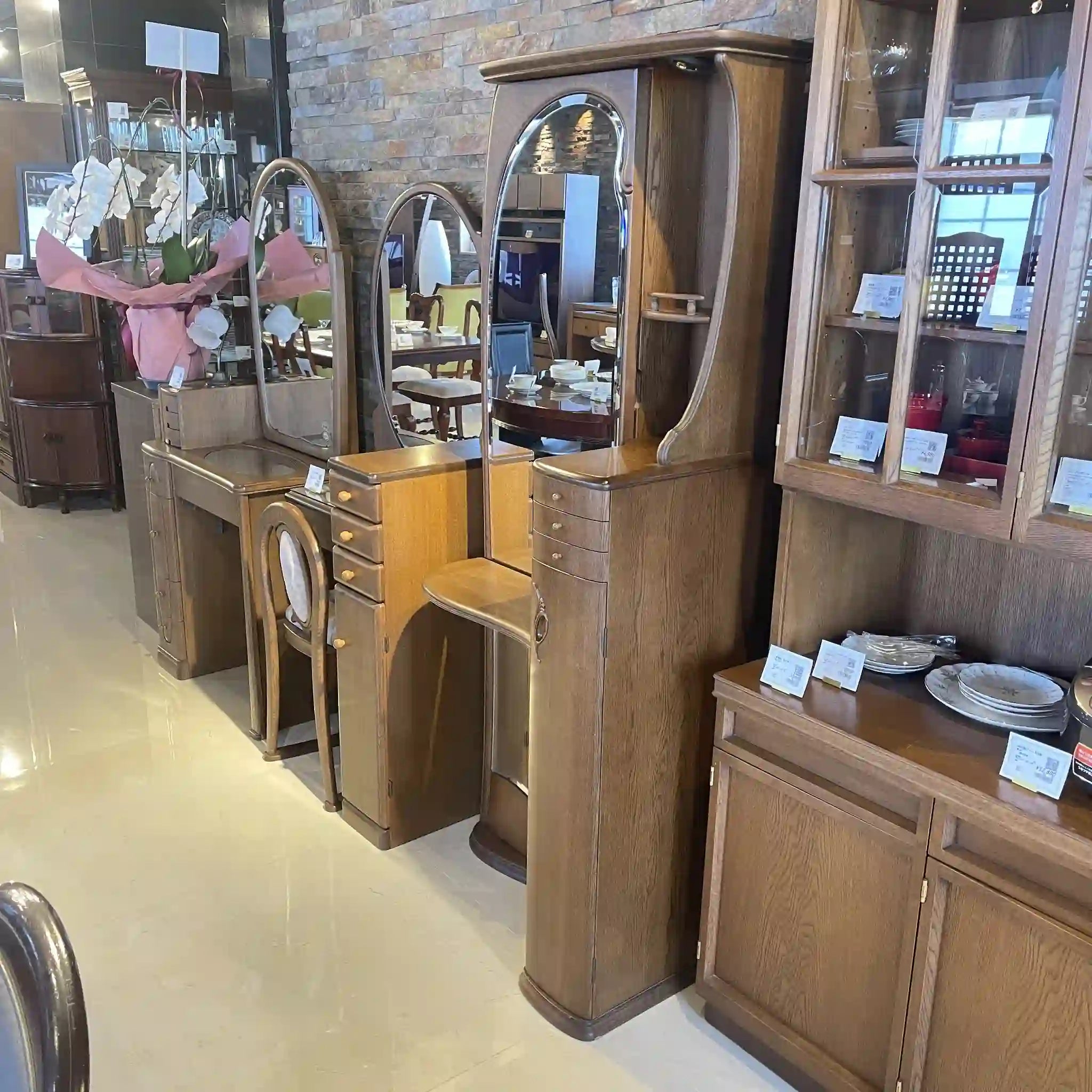 【骨董品】 姿見台 和風 / 抽斗の取手の緩み修理済み