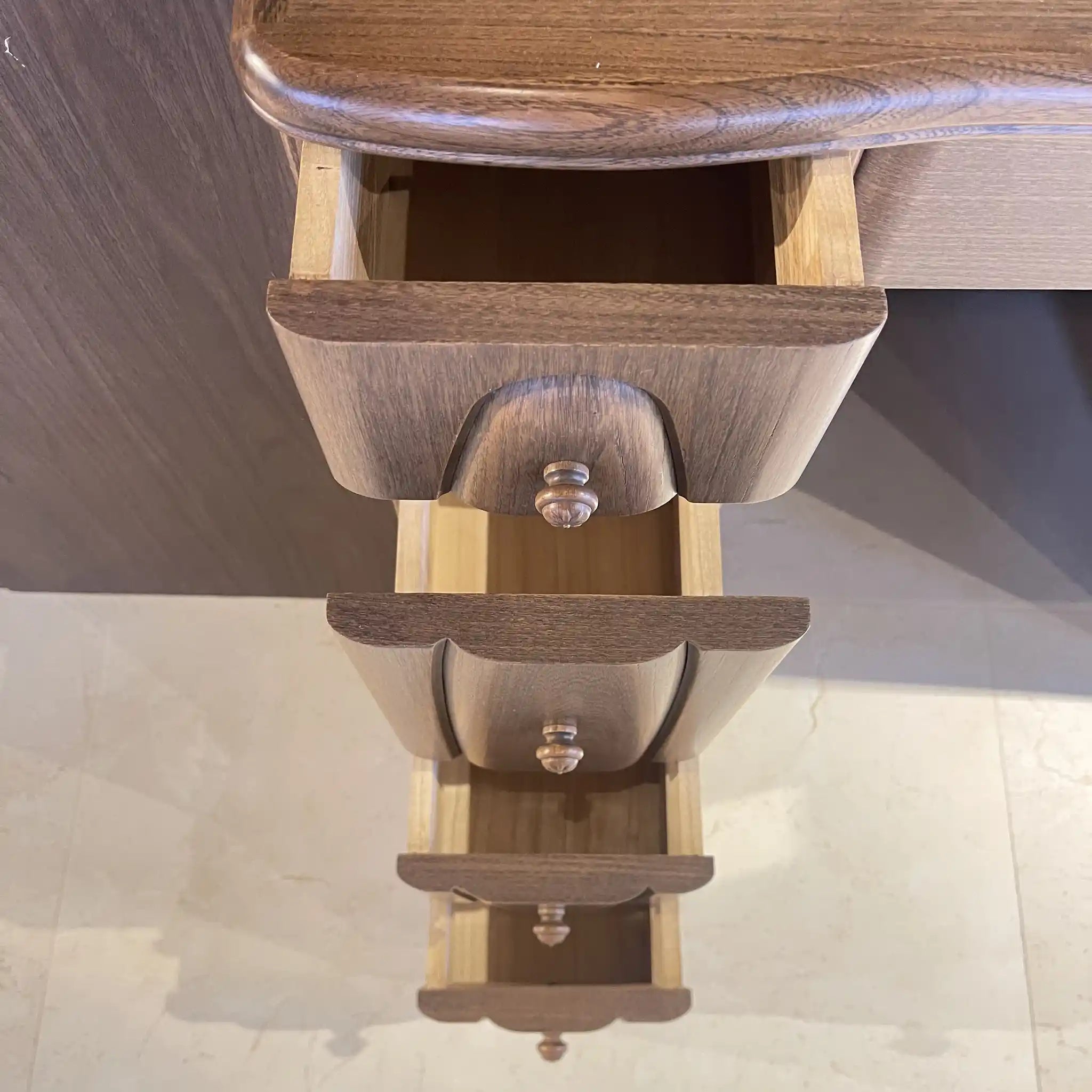 【リユース】 ドレッサー