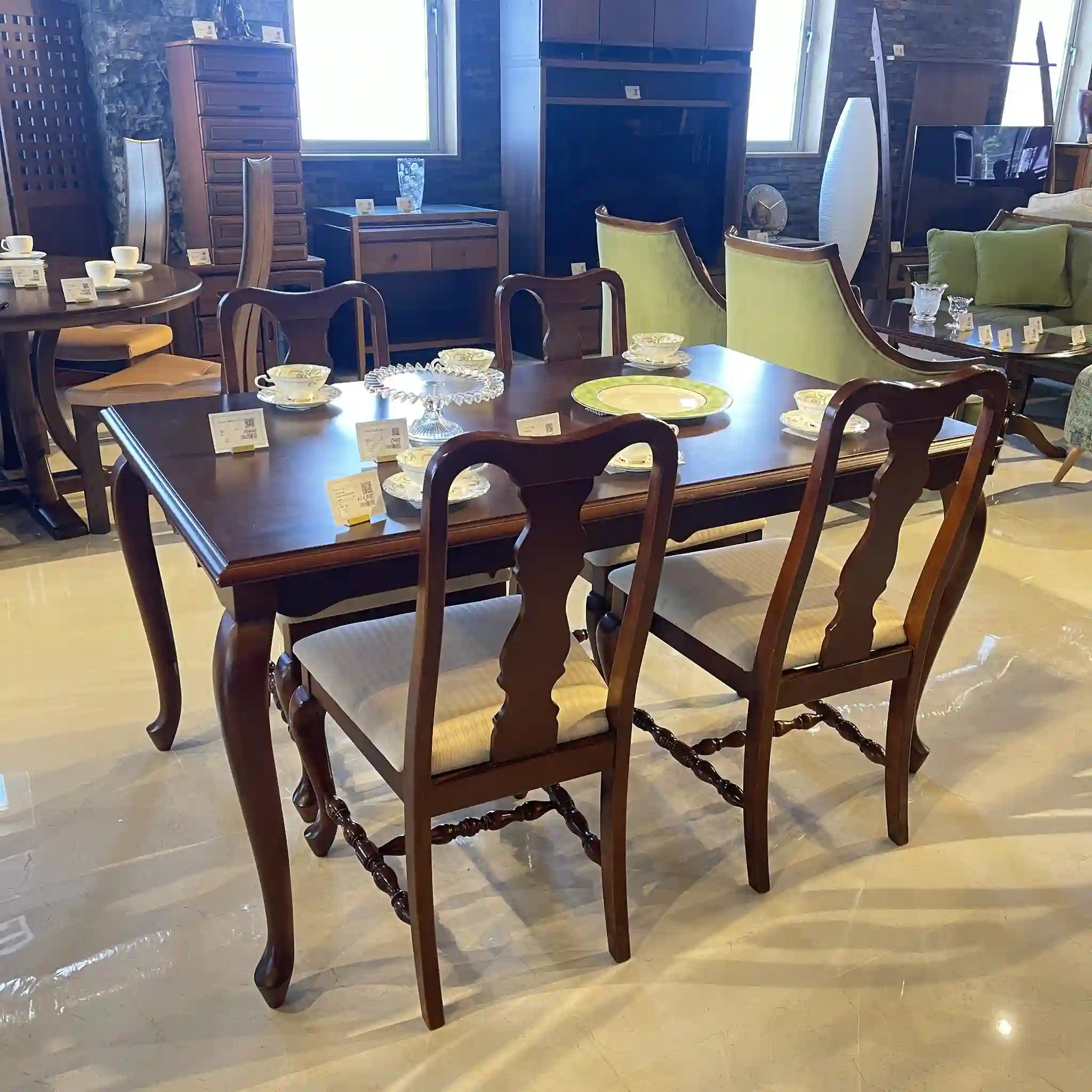 アンティーク調ダイニングセット