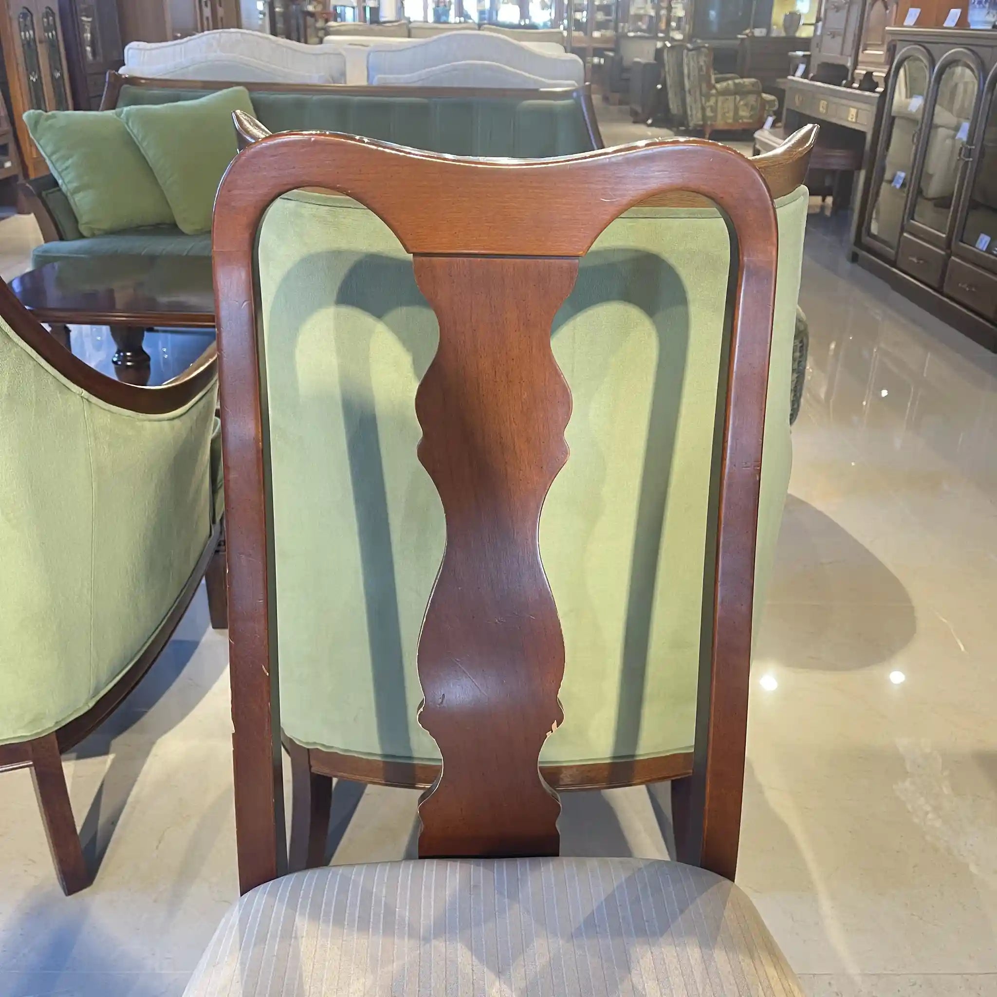 アンティーク調ダイニングセット