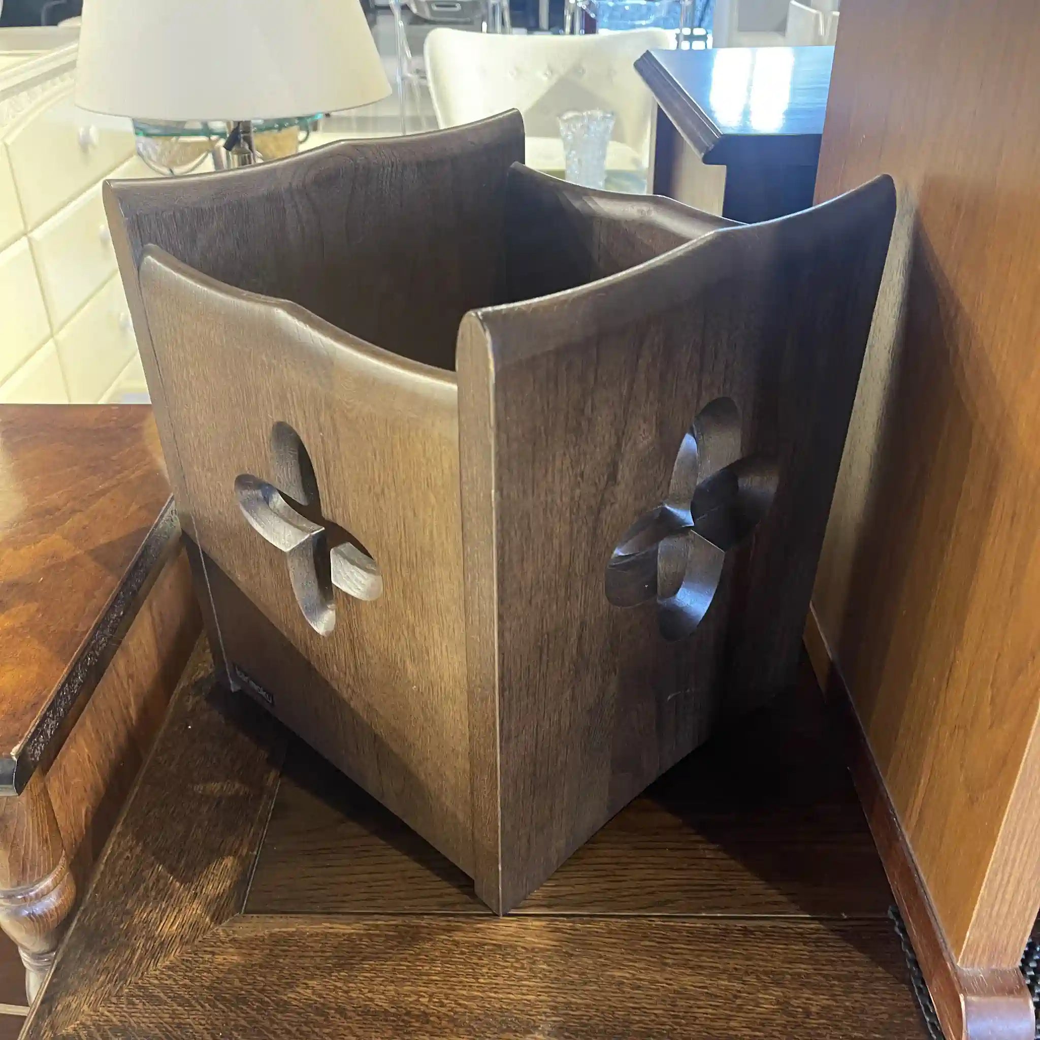 【リユース】 デザイン収納ボックス / カリモク家具