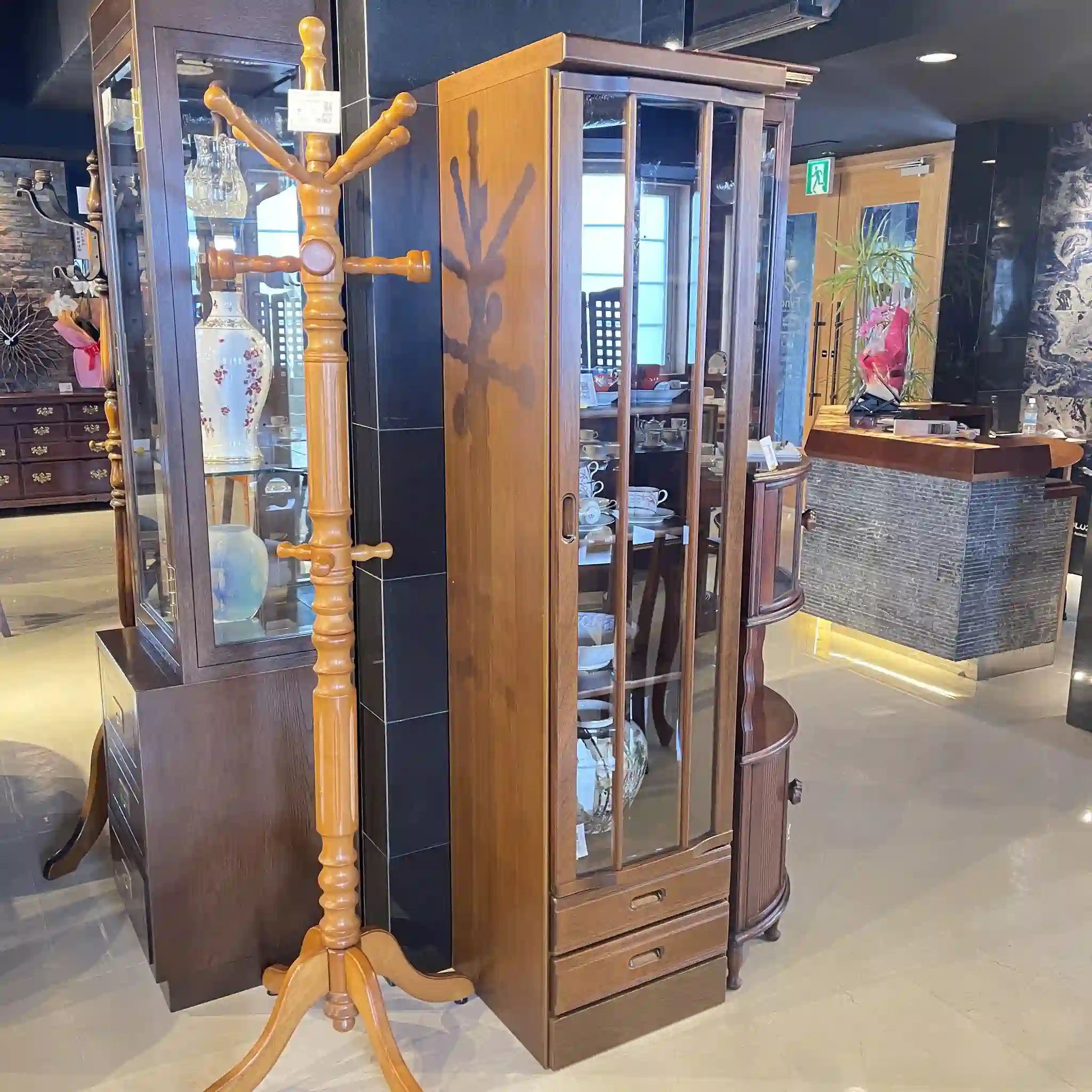 【リユース】 ガラス書棚