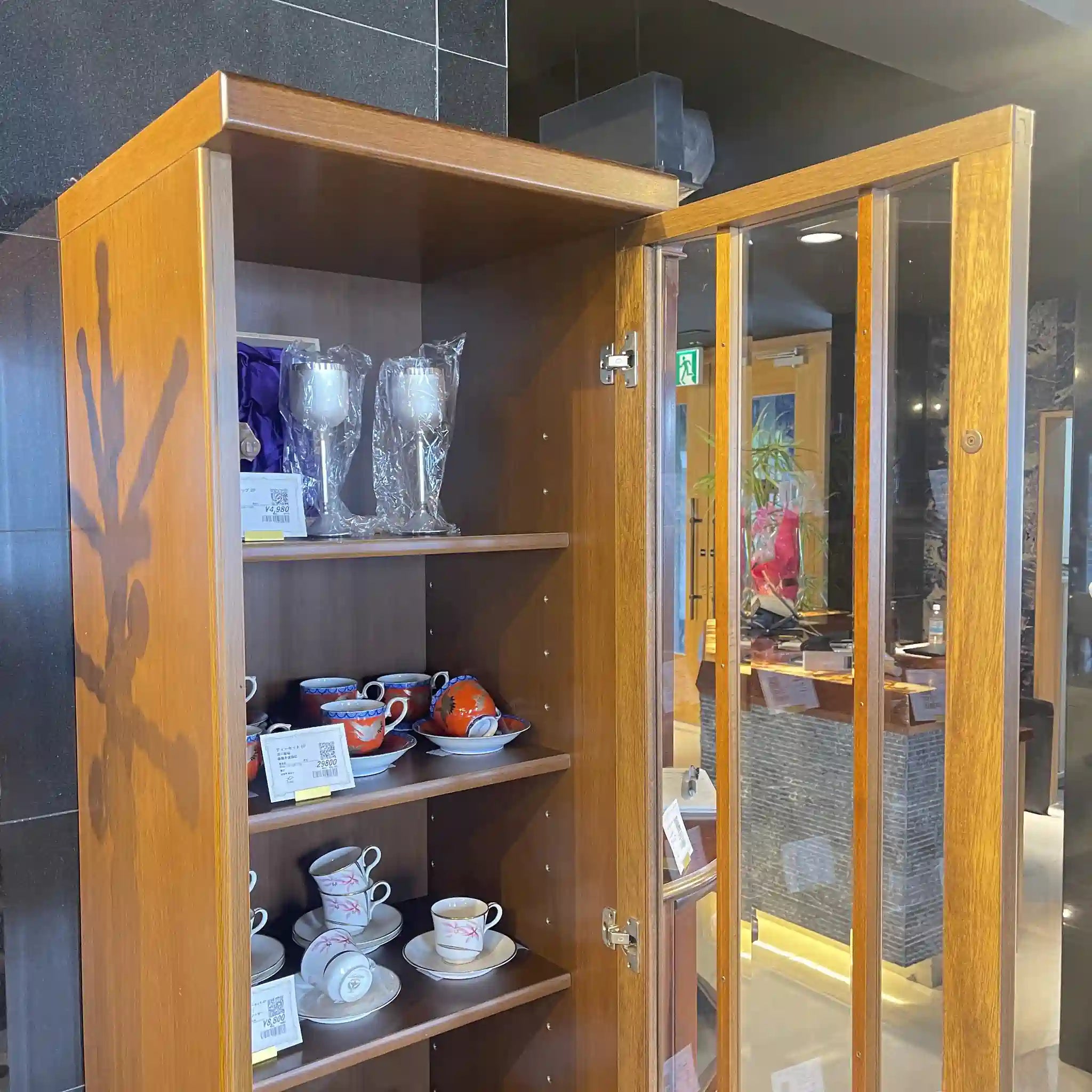 【リユース】 ガラス書棚