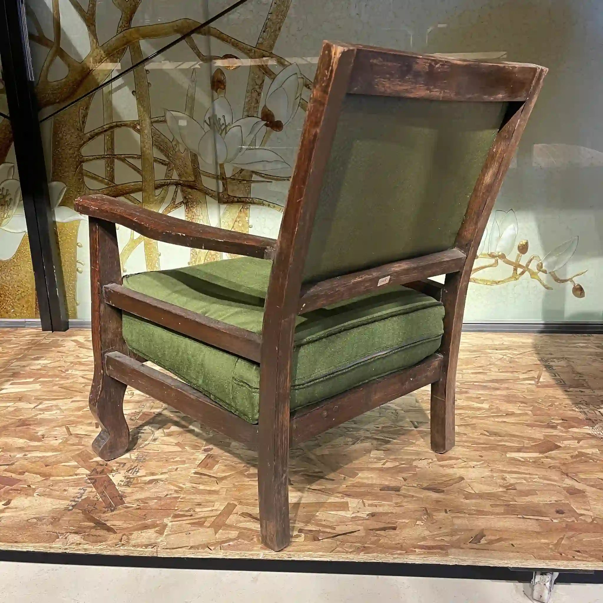 【アンティーク】 アンティーク ラウンジローチェア / イギリス