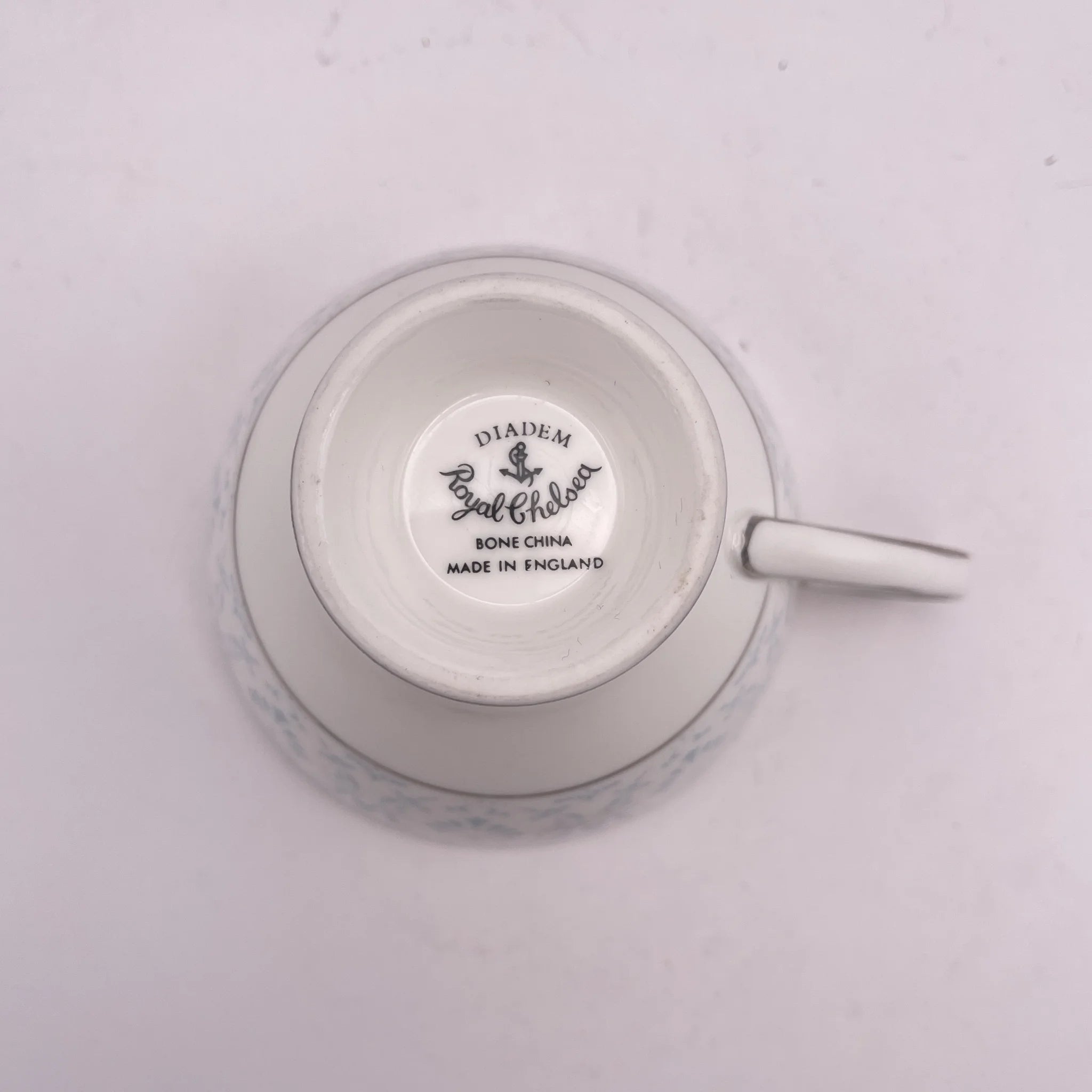 【アンティーク】 ティーカップ / Royal Chelsea(ロイヤル チェルシー) / Diadem / 1943年~1961年 / Bone China / イギリス
