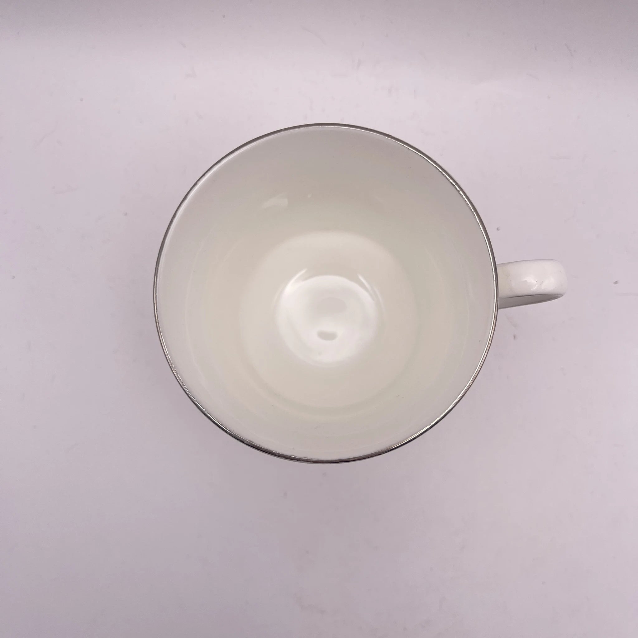 【アンティーク】 ティーカップ / Royal Chelsea(ロイヤル チェルシー) / Diadem / 1943年~1961年 / Bone China / イギリス