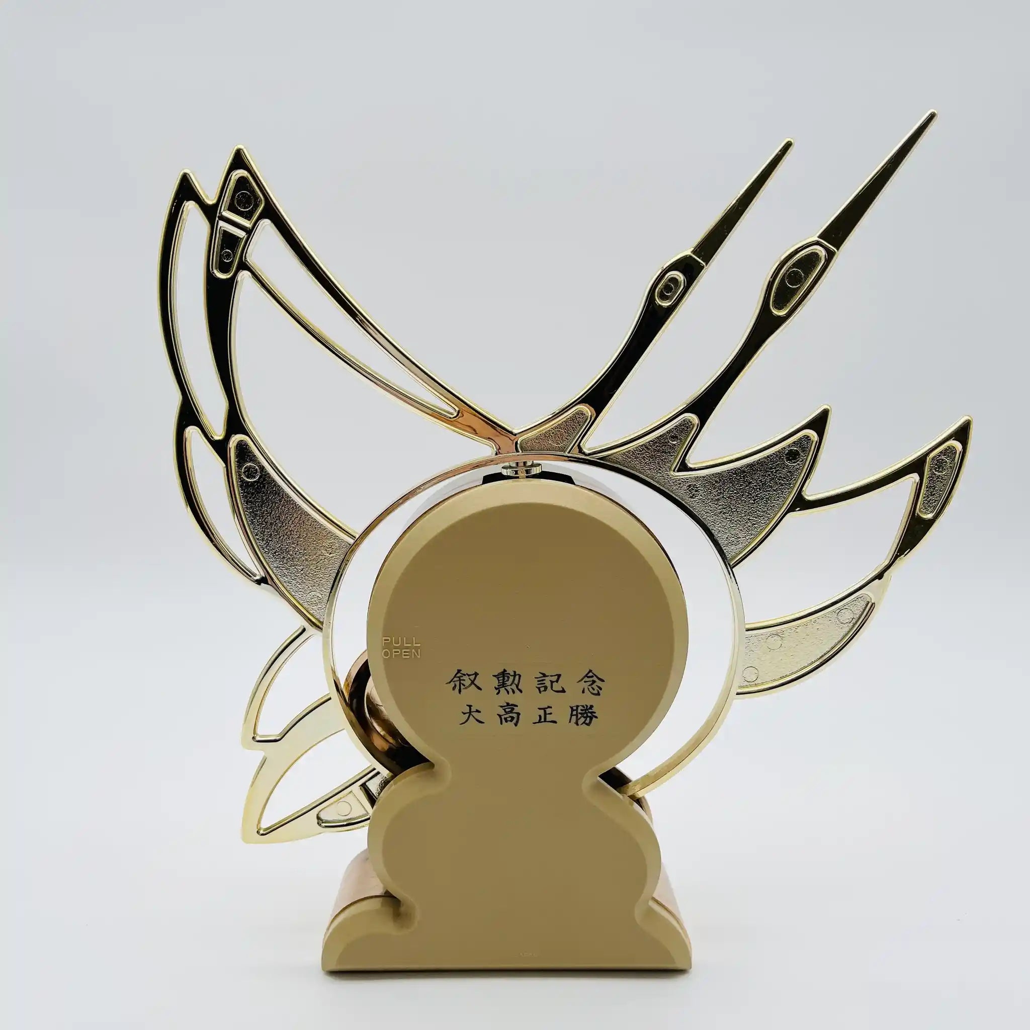 【リユース】 置き時計 / SEIKO(セイコー) / 白鳥モチーフ / 1970年代後半から1980年代前半 / 日本 / レトロフューチャー