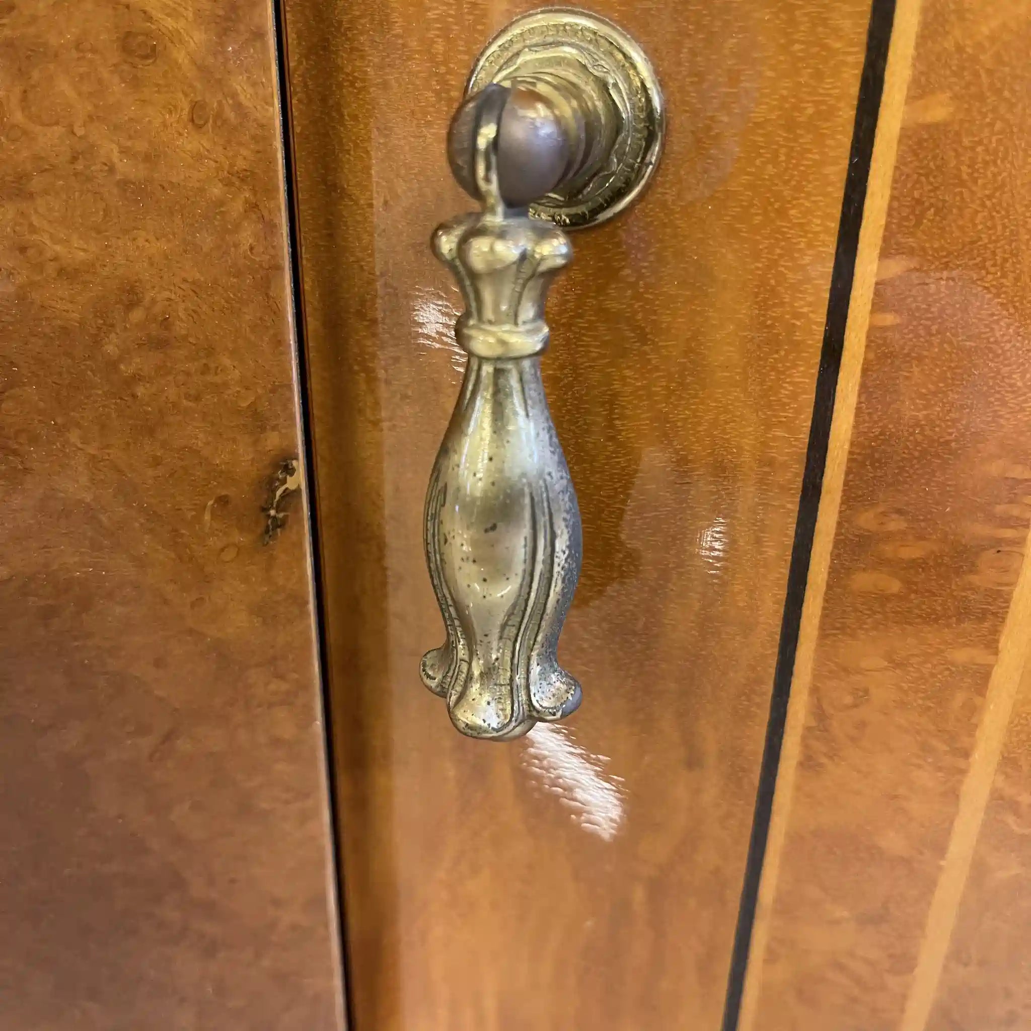 【已修復】控制台箱/嵌件