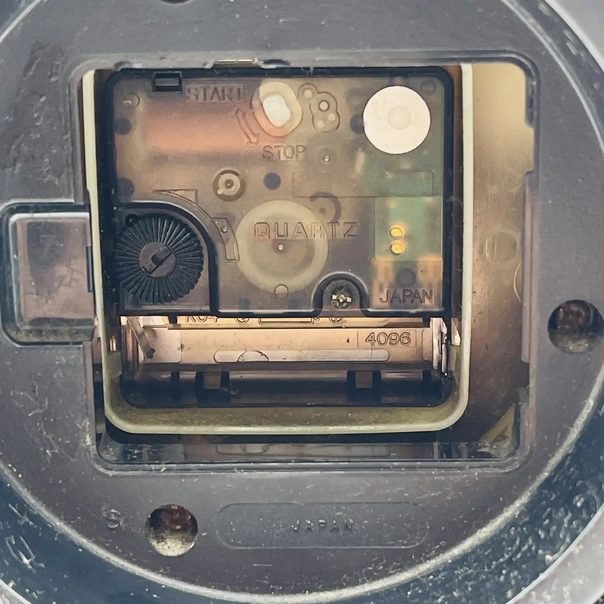 【リユース】 置き時計 / CITIZEN(シチズン) / 1980年代から2000年代 / 日本 / クオーツ式置き時計