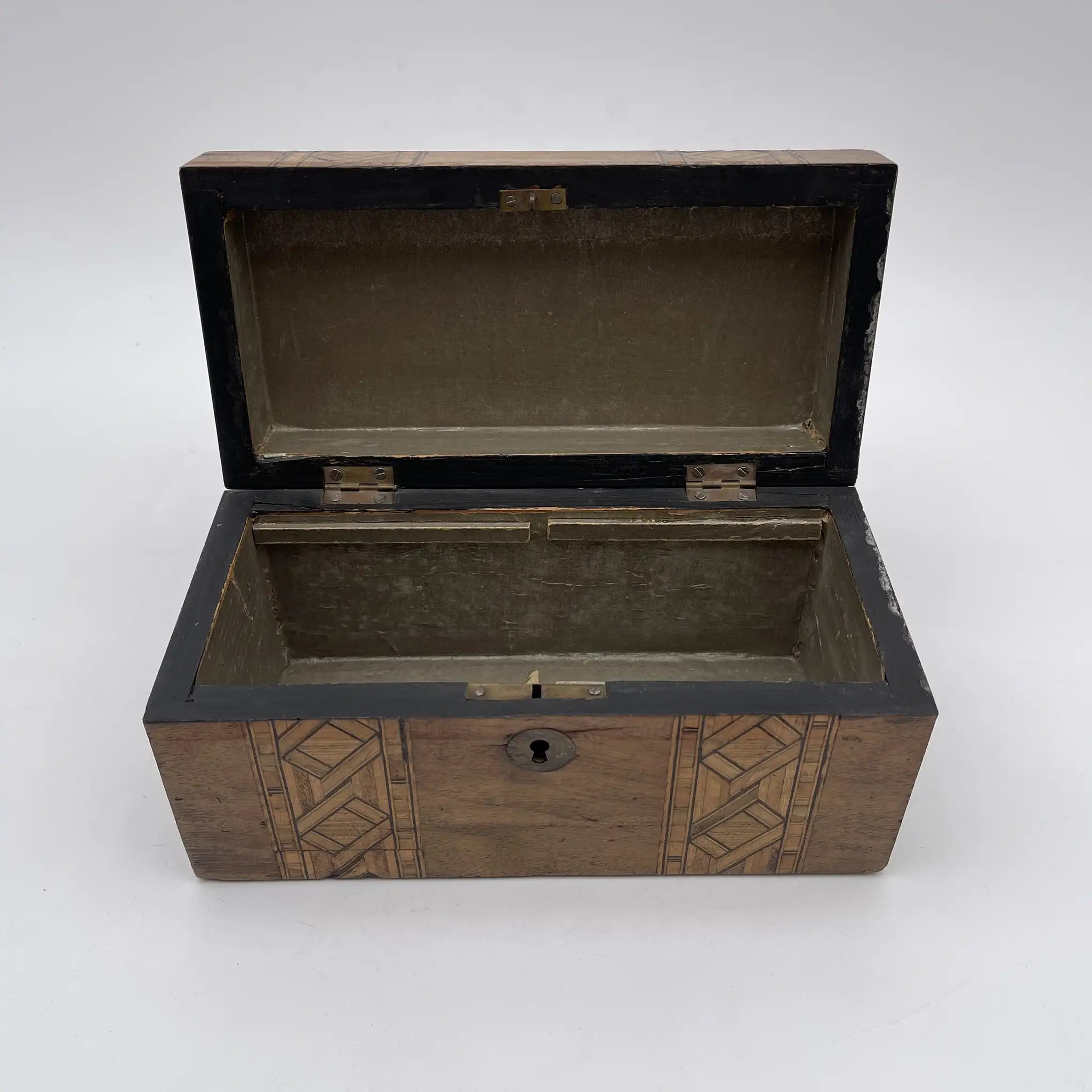 【アンティーク】 トリンケットボックス (小物入れ) / 推定1900前後 / ウォールナット材 / イギリス / パーケットリー