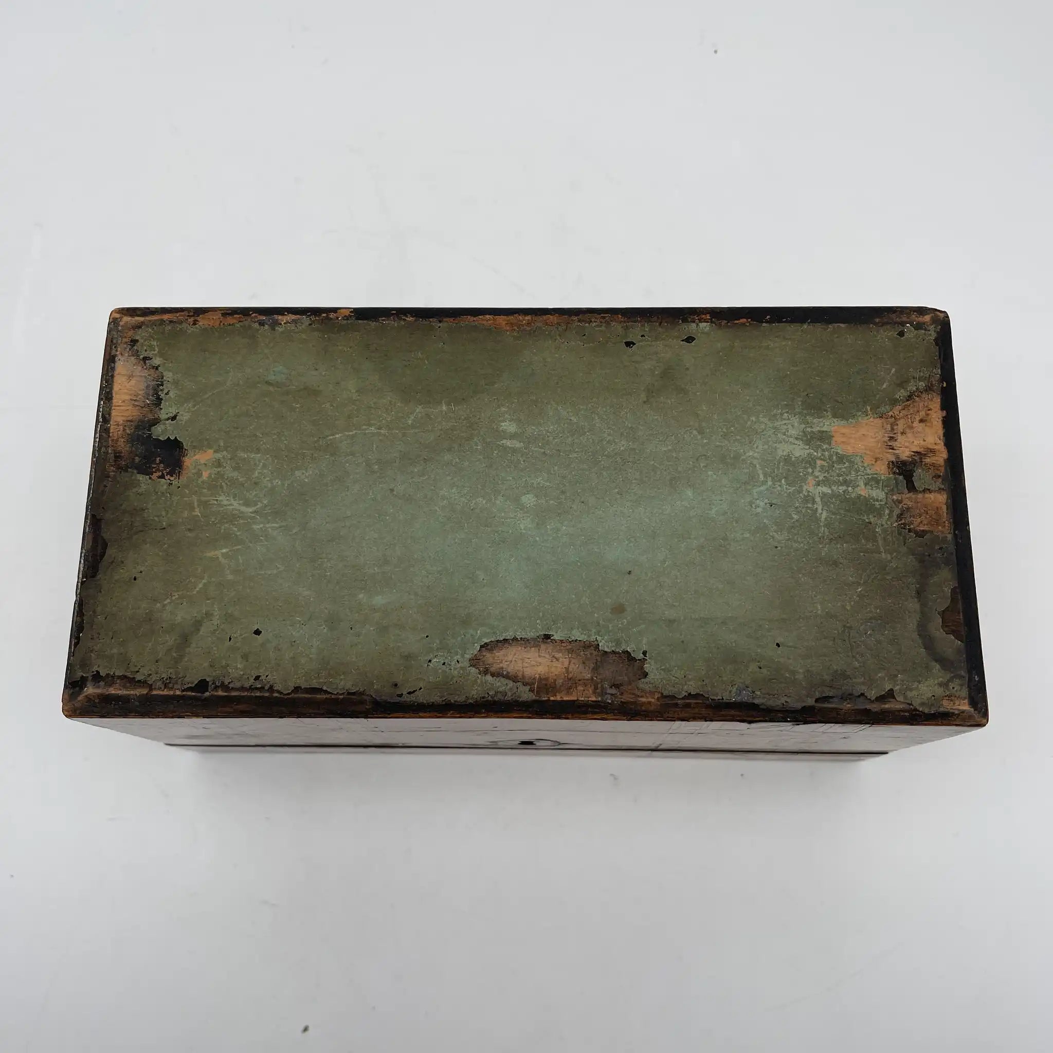 【アンティーク】 トリンケットボックス (小物入れ) / 推定1900前後 / ウォールナット材 / イギリス / パーケットリー