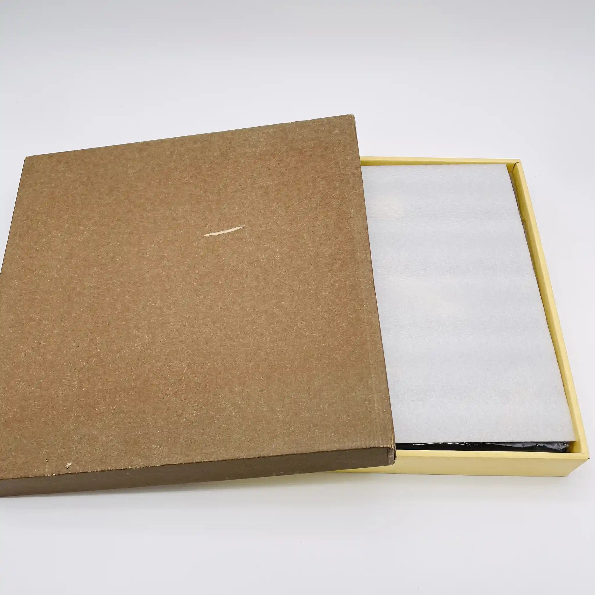 【リユース】 菊花紋アルバム / 箱付き