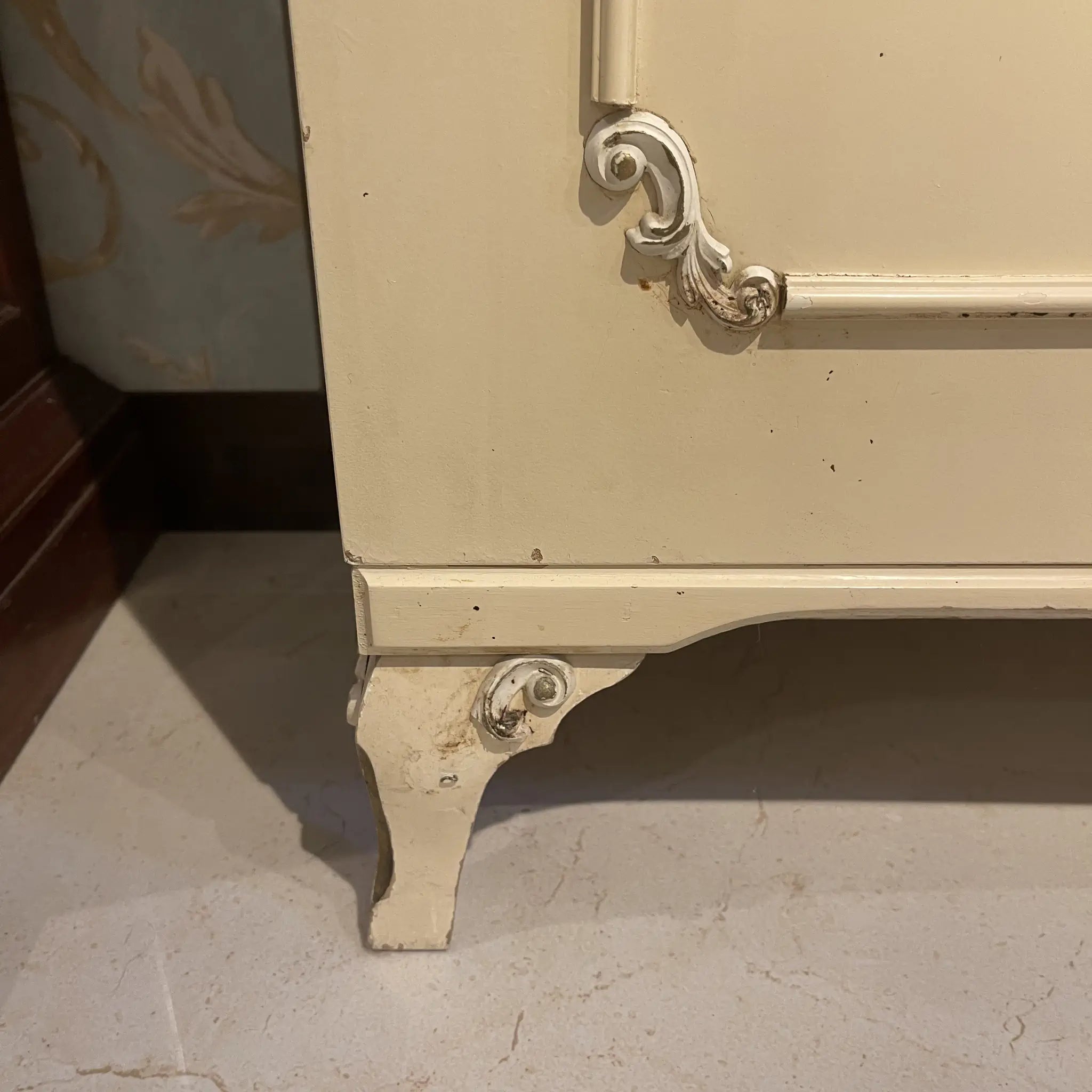 【アンティーク】 ワードローブチェスト / ロココ調 / 1970年 / イギリス直輸入