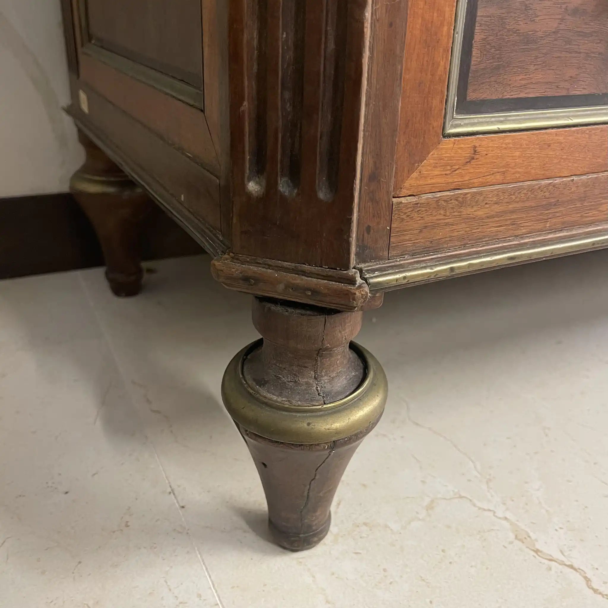 古書桌(秘書桌)/ 18世紀晚期 / 胡桃木 / 法國 / 直接從法國進口