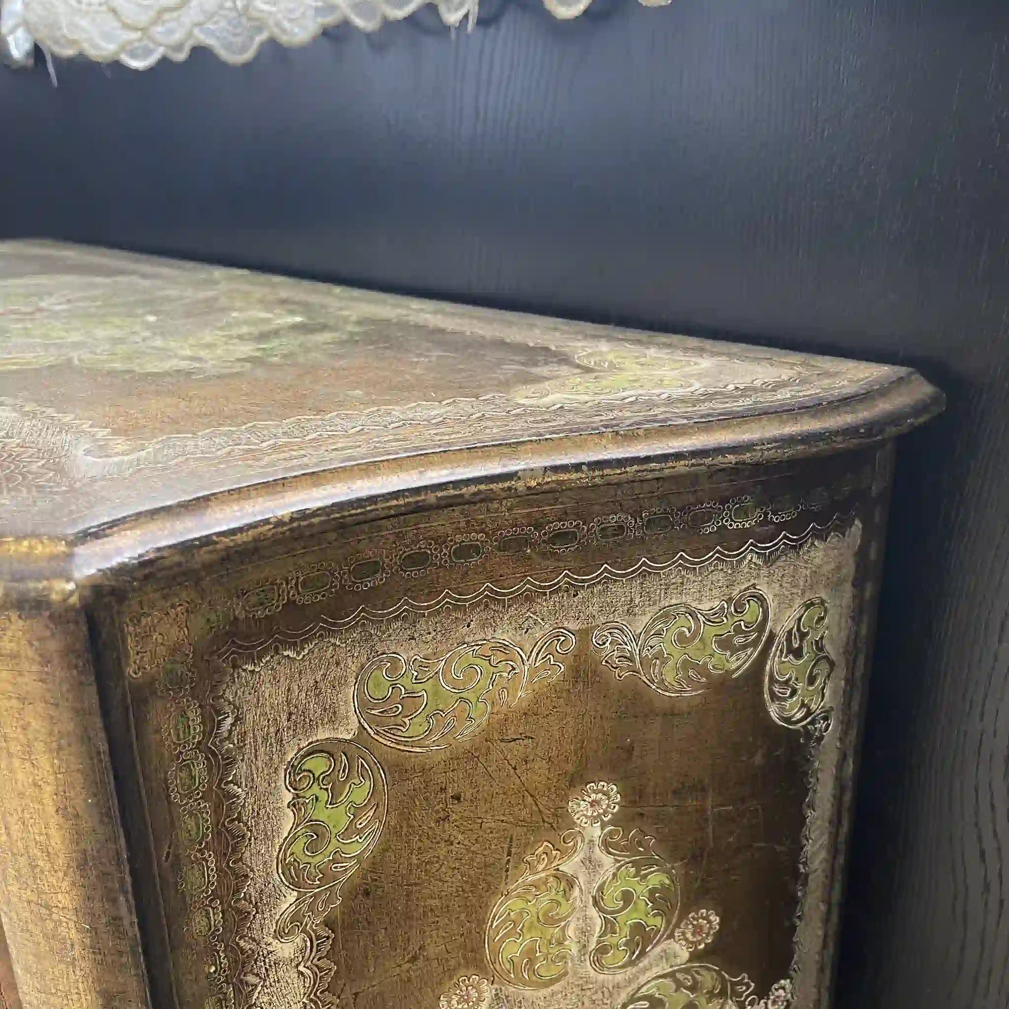 【アンティーク】 チェスト / ロココ調 / イタリア