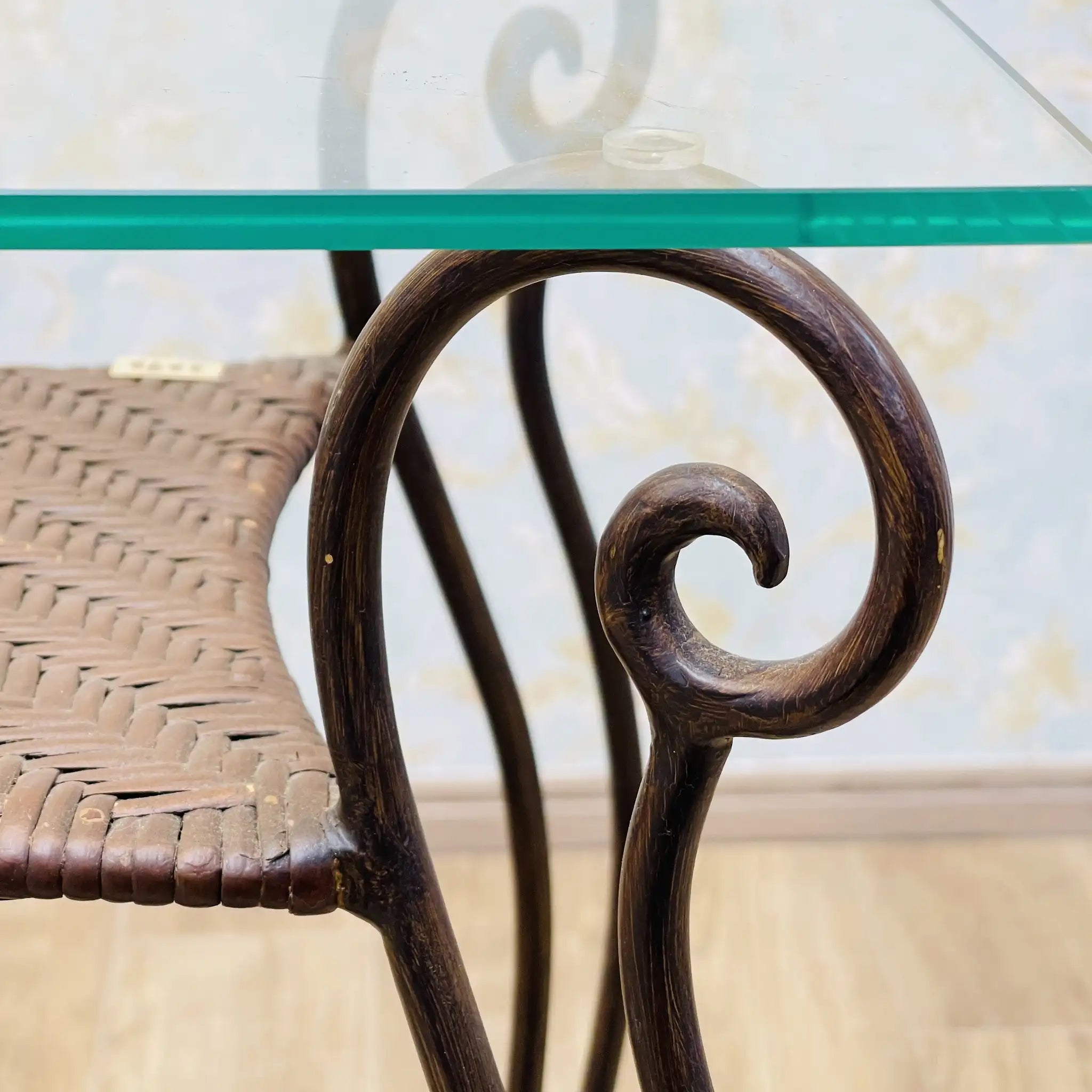 【リユース】 ガラステーブル / ラタン / ガラス天板