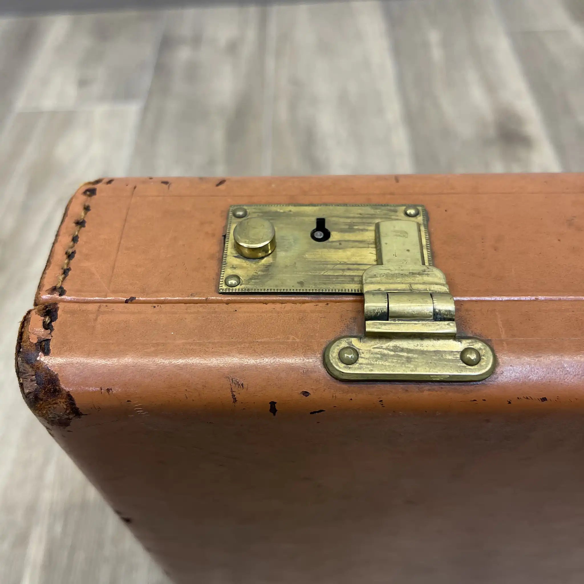 【アンティーク】 トランク(スーツケース) / 本革 / イギリス