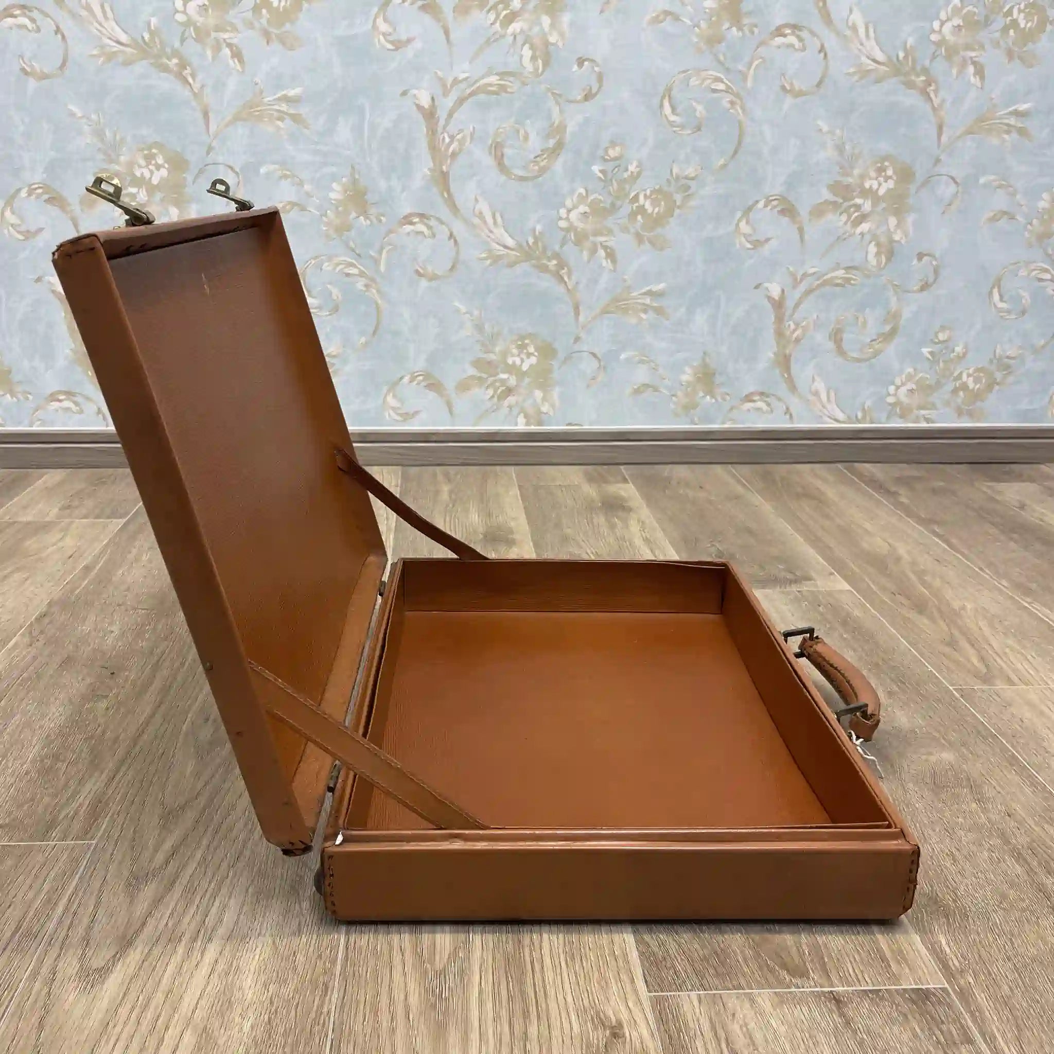 【アンティーク】 トランク(スーツケース) / 本革 / イギリス