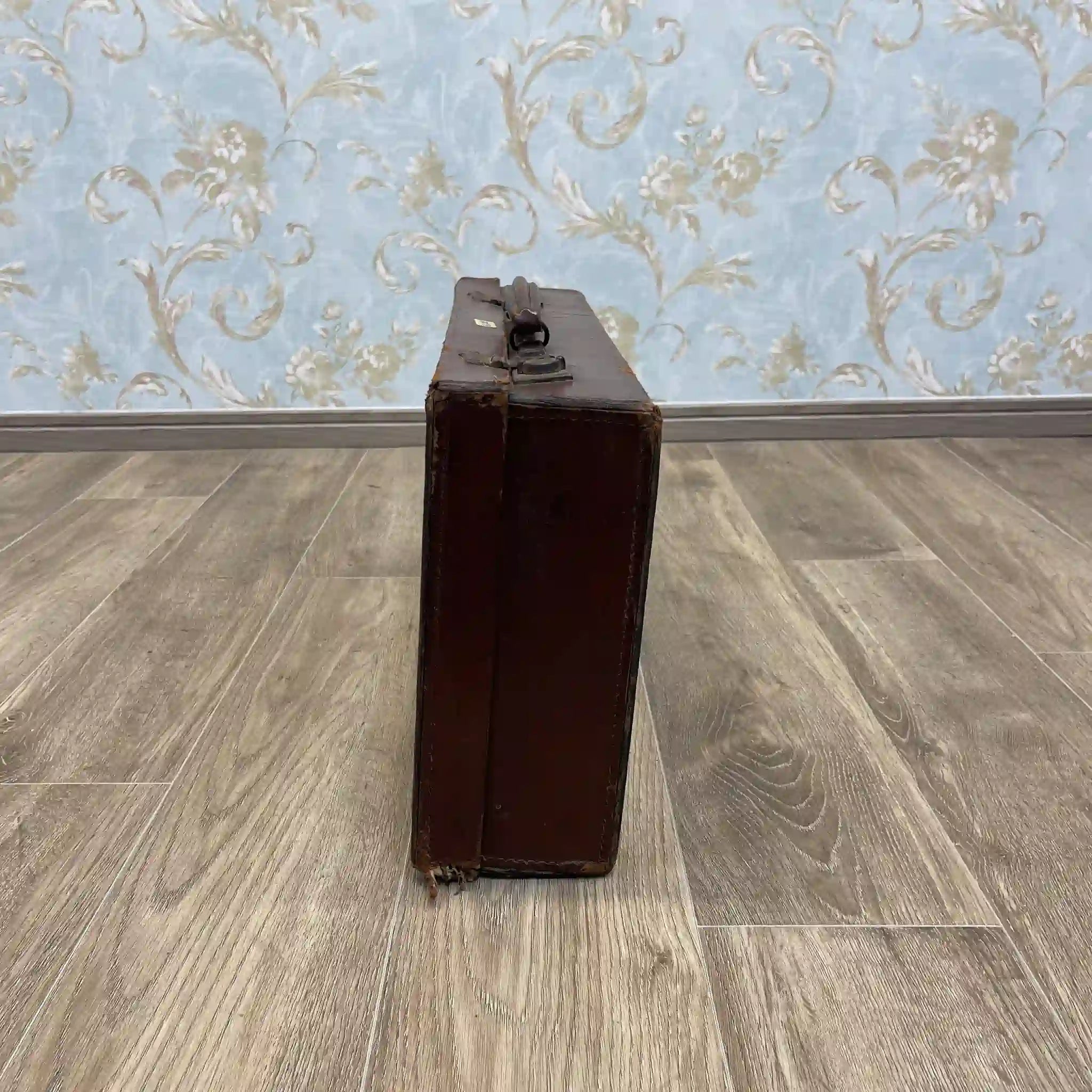 【アンティーク】 トランク(スーツケース) / 本革 / イギリス