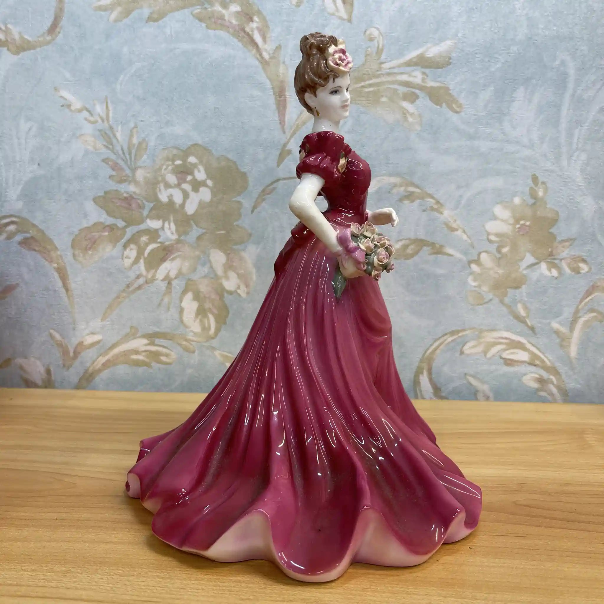 【リユース】 フィギュリン (陶磁器人形) / Coalport / Ladies of Fashion / Jenny / 推定2000前後 / Bone China / イギリス / Jack Glynn, ハンドペイント