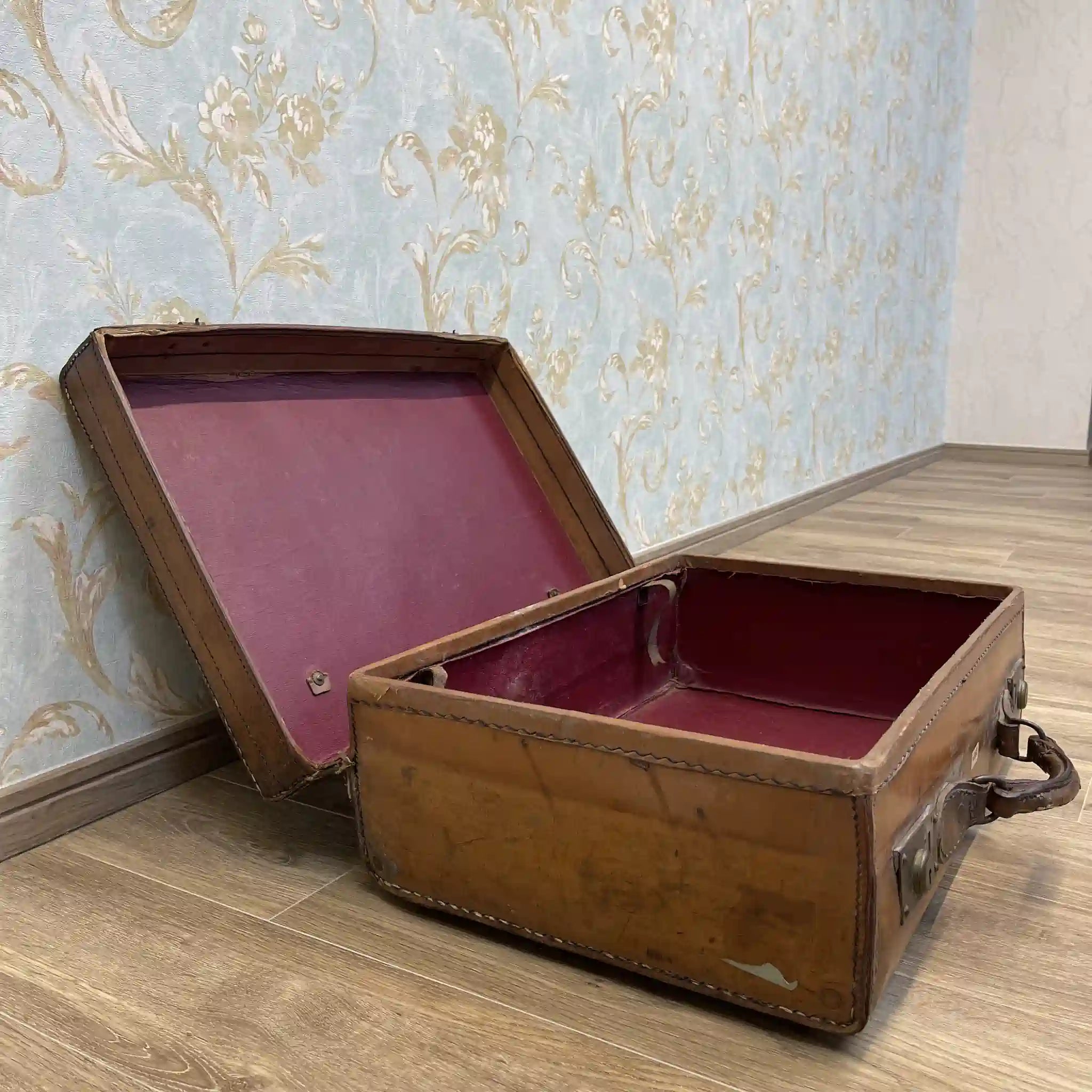 【アンティーク】 トランク(スーツケース) / 1920〜1940年代 / 本革 / イギリス