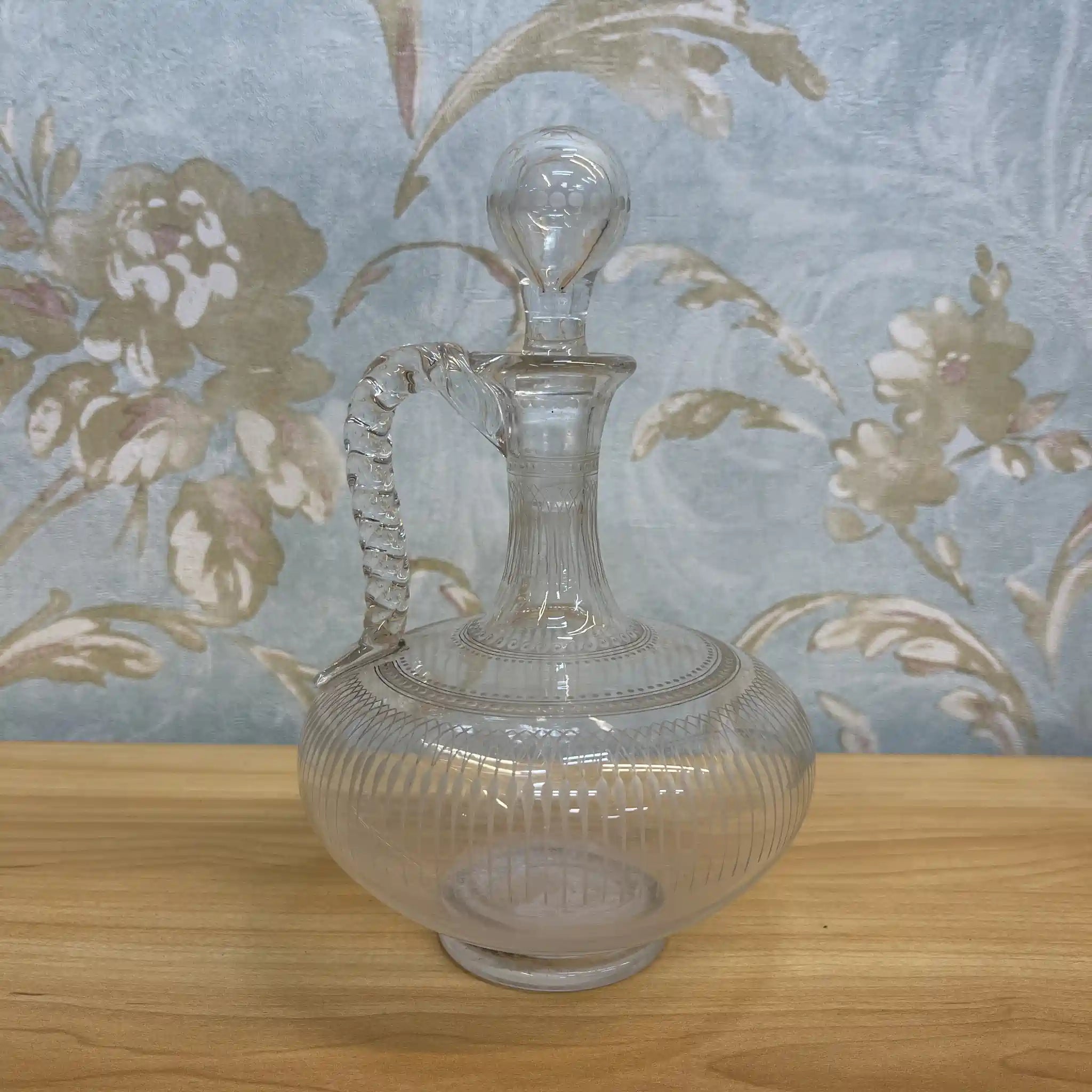 【アンティーク】 デキャンタ / 推定1900前後 / クリスタルガラス / ヨーロッパ / エッチング, ツイストハンドル