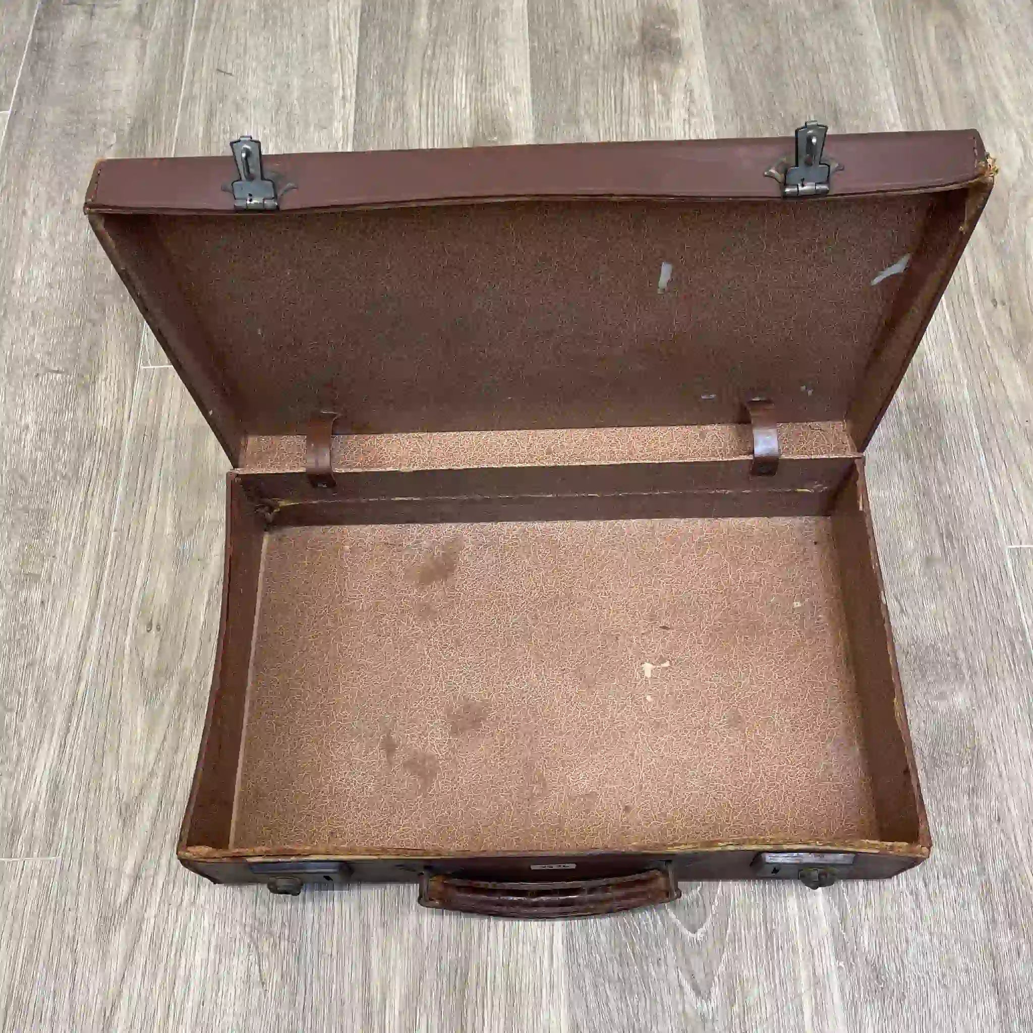 【アンティーク】 トランク(スーツケース) / 本革 / イギリス