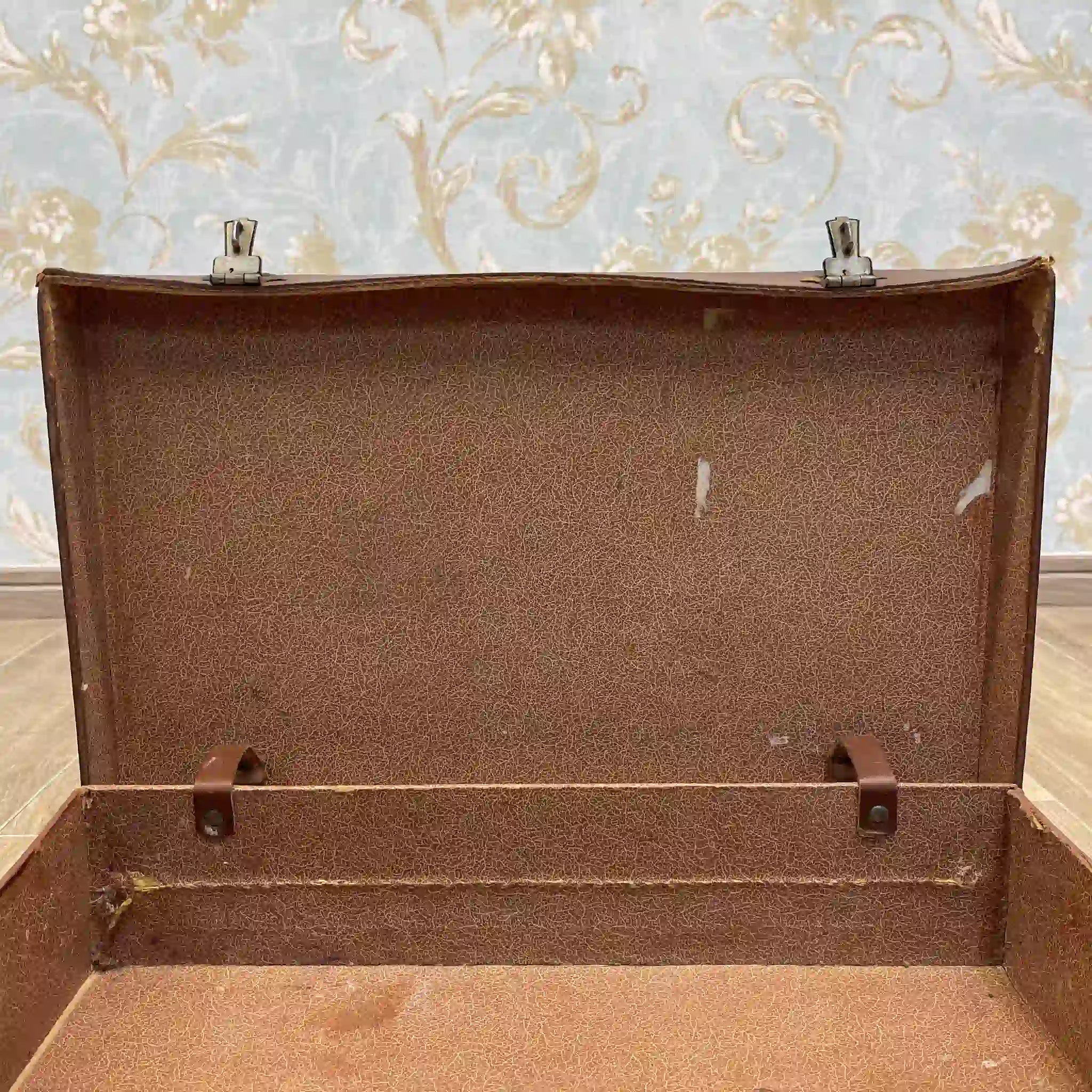 【アンティーク】 トランク(スーツケース) / 本革 / イギリス