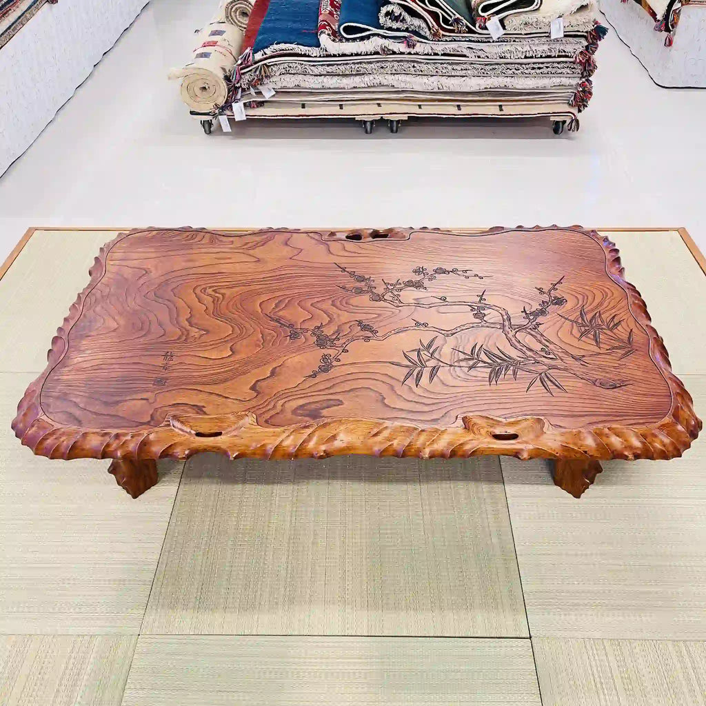 飾り彫り座卓 / 一枚板、松竹梅彫刻、職人作品 / [骨董品 飾り彫り座卓 / 一枚板、松竹梅彫刻、職人作品 / [骨董品