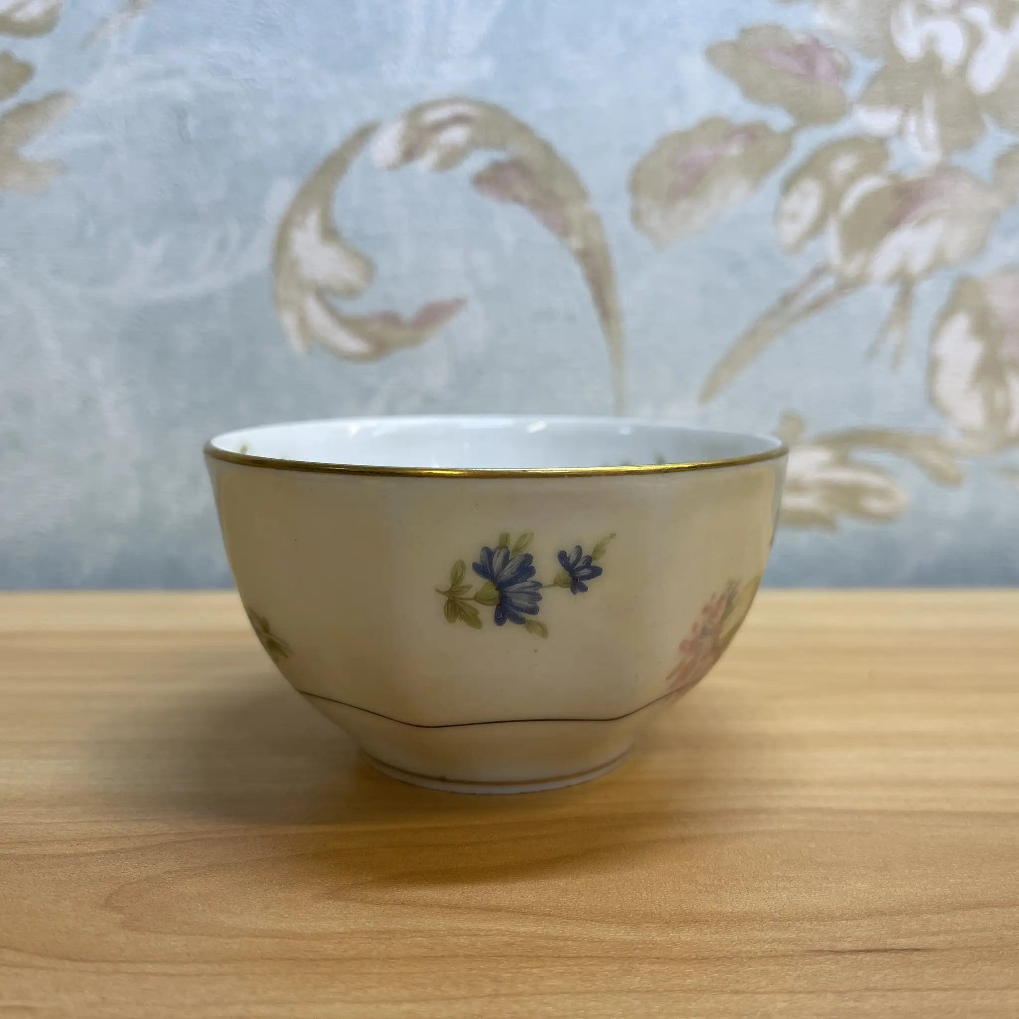 【アンティーク】 ティーカップ&ソーサー2P / Theodore Haviland (セオドア・アビランド) / Nosegay / 推定20C前中期 / 磁器 / フランス / ブーケ, 金彩