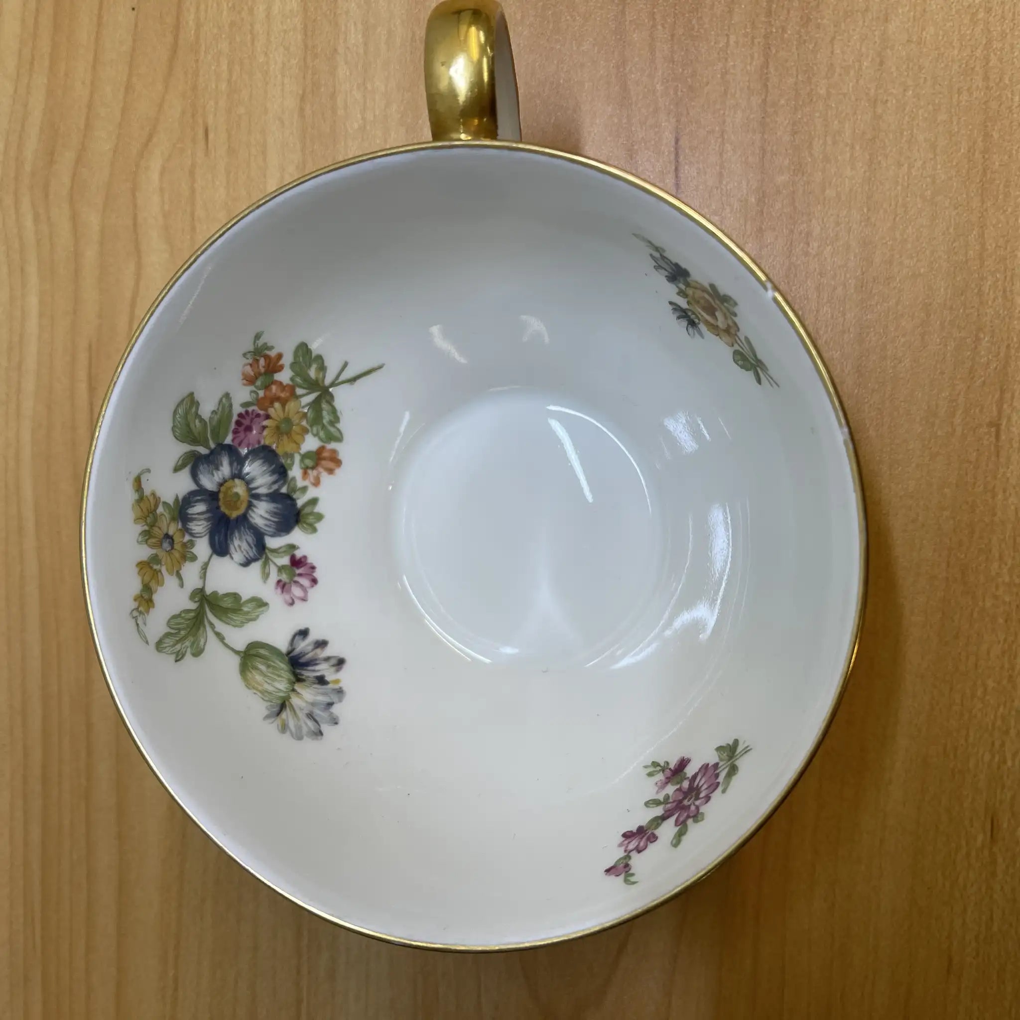 【アンティーク】 トリオ (ティーカップ&ソーサー+デザートプレート) 2P / Theodore Haviland (セオドア・アビランド) / Nosegay / 推定20C前中期 / 磁器 / フランス / ブーケ, 金彩
