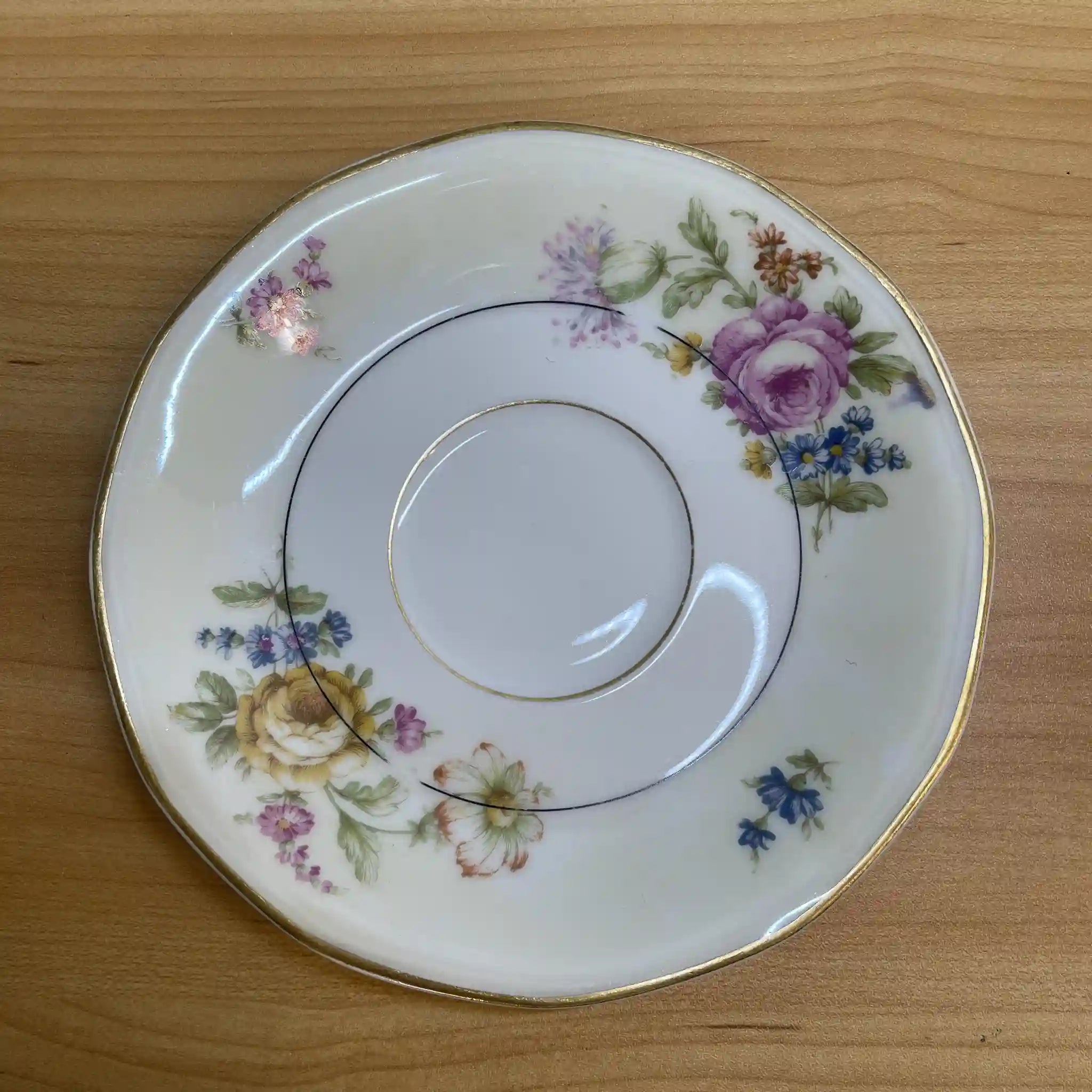 【アンティーク】 トリオ (ティーカップ&ソーサー+デザートプレート) 2P / Theodore Haviland (セオドア・アビランド) / Nosegay / 推定20C前中期 / 磁器 / フランス / ブーケ, 金彩