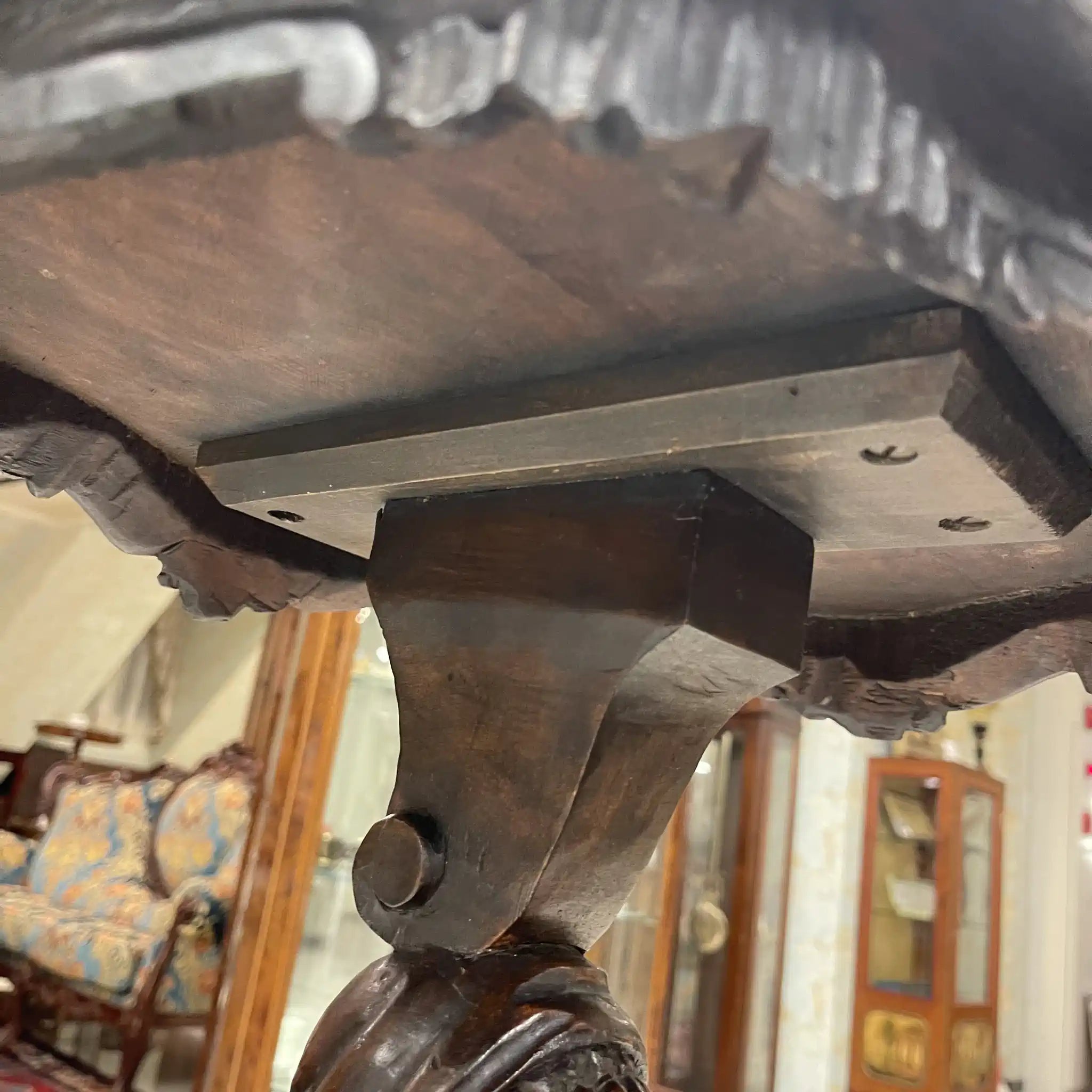 【アンティーク】 サイドテーブル 人物彫刻 / ベネチアンスタイル / 20世紀初頭(推定) / ビーチ材 (推定) / イギリス / イギリス直輸入