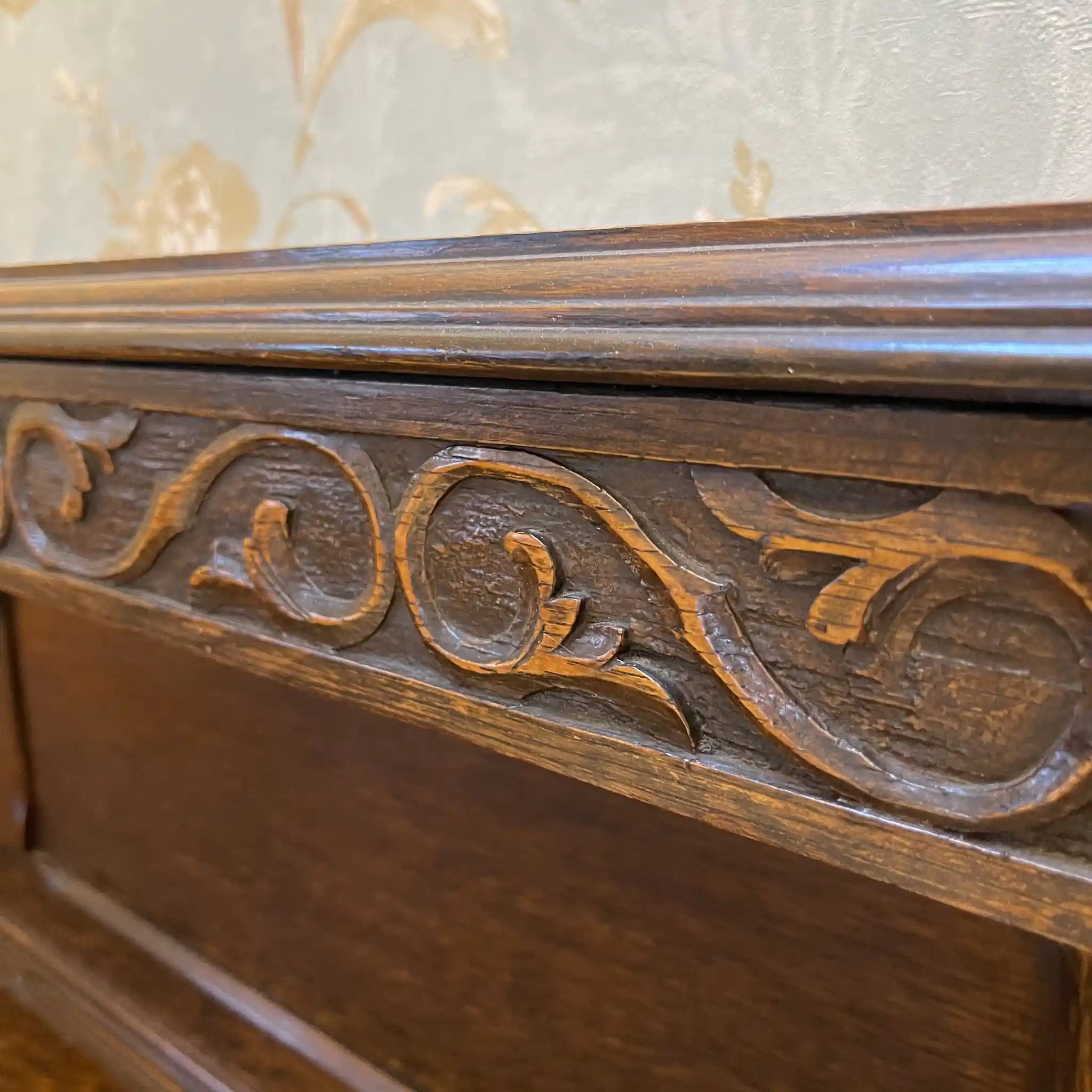 古董餐邊櫃 / 波旁腿 / 橡木 / 英國