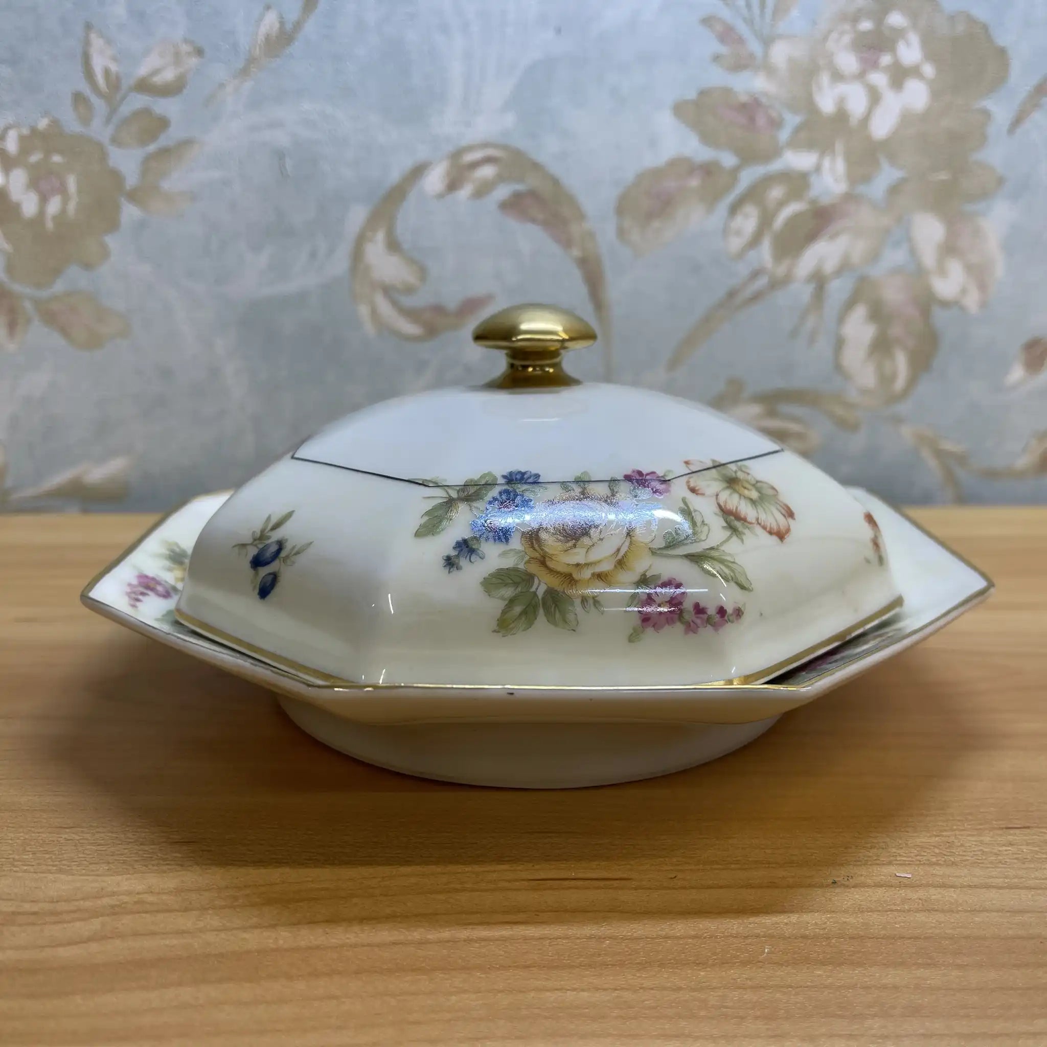 【アンティーク】 蓋付きサービングプレート / Theodore Haviland (セオドア・アビランド) / Nosegay / 推定20C前中期 / 磁器 / フランス / ブーケ, 金彩, 八角形
