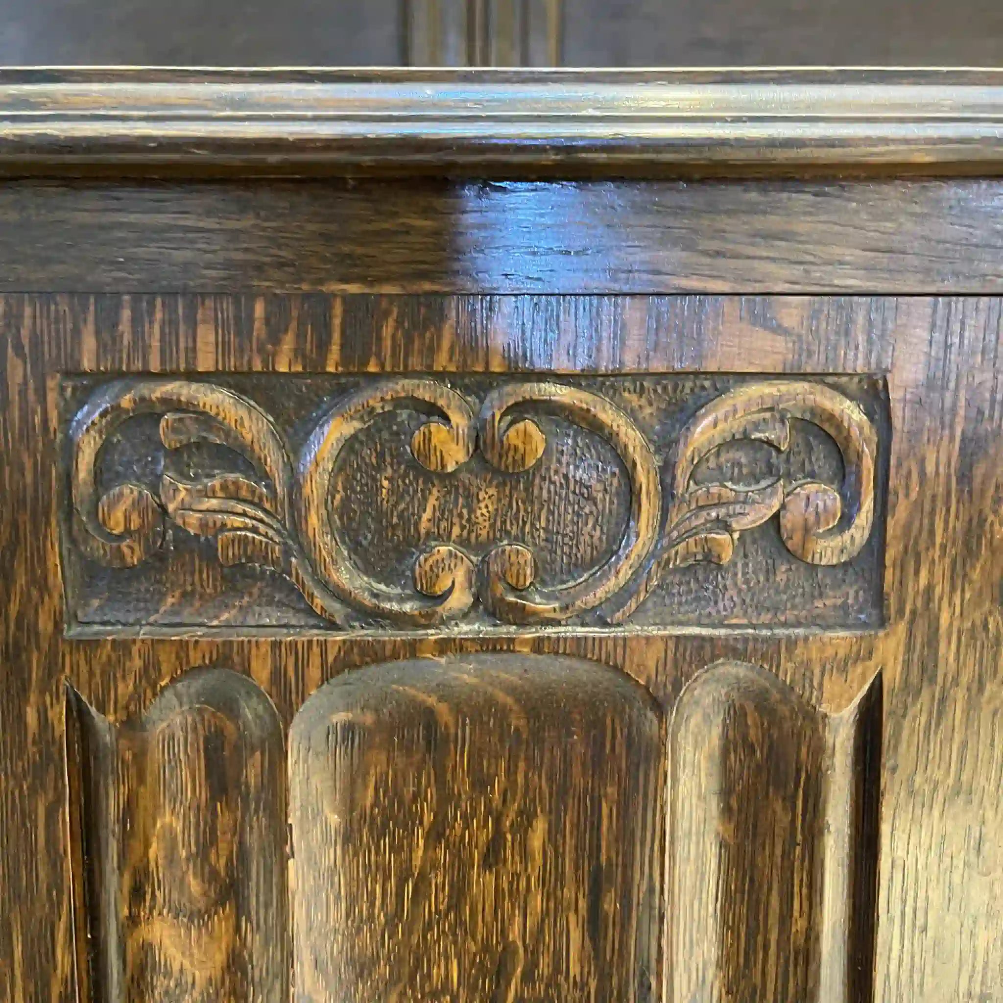 古董餐邊櫃 / 波旁腿 / 橡木 / 英國