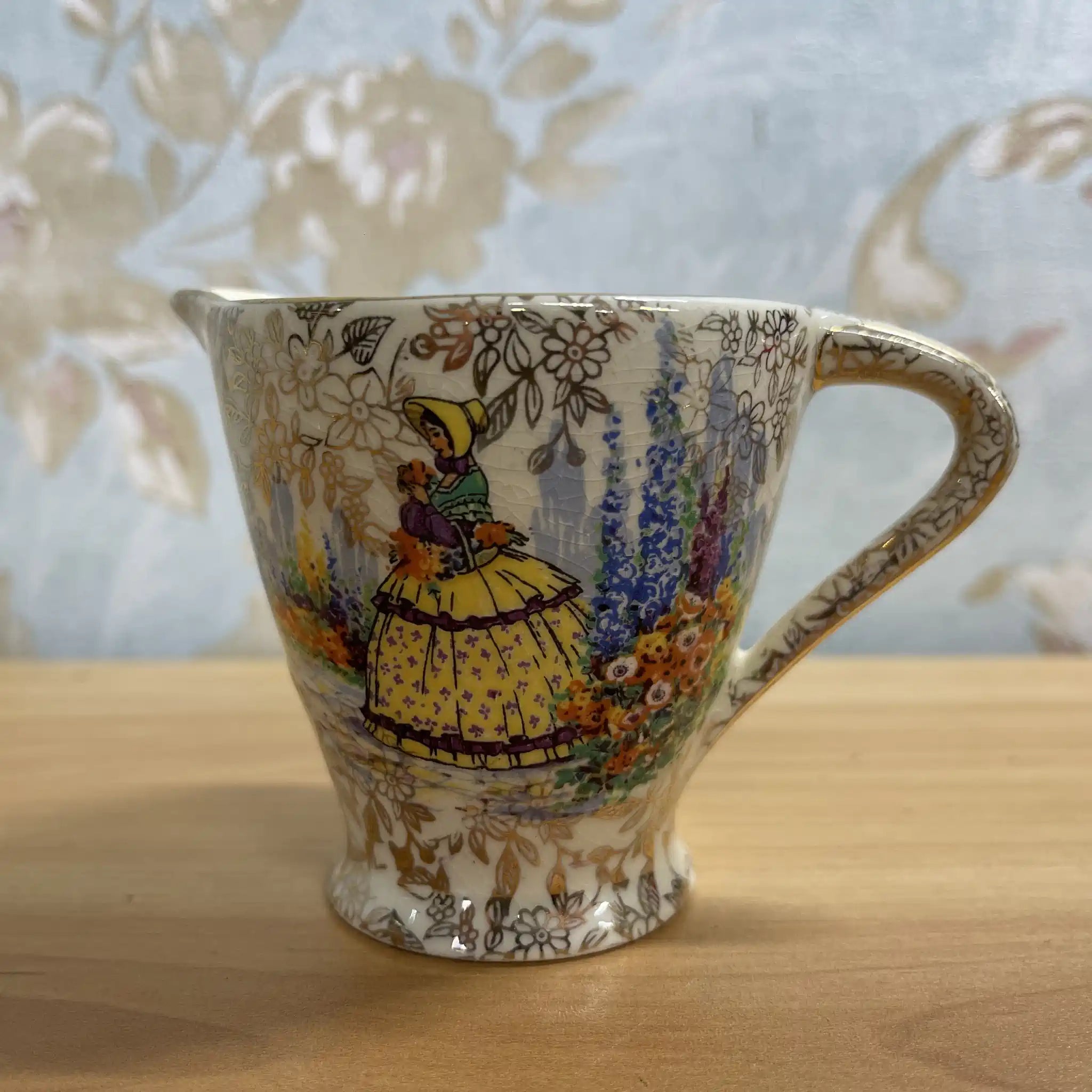 【ビンテージ】 ミルクピッチャー / Empire Porcelain / 推定20C中期 / 陶器 / イギリス / チンツ