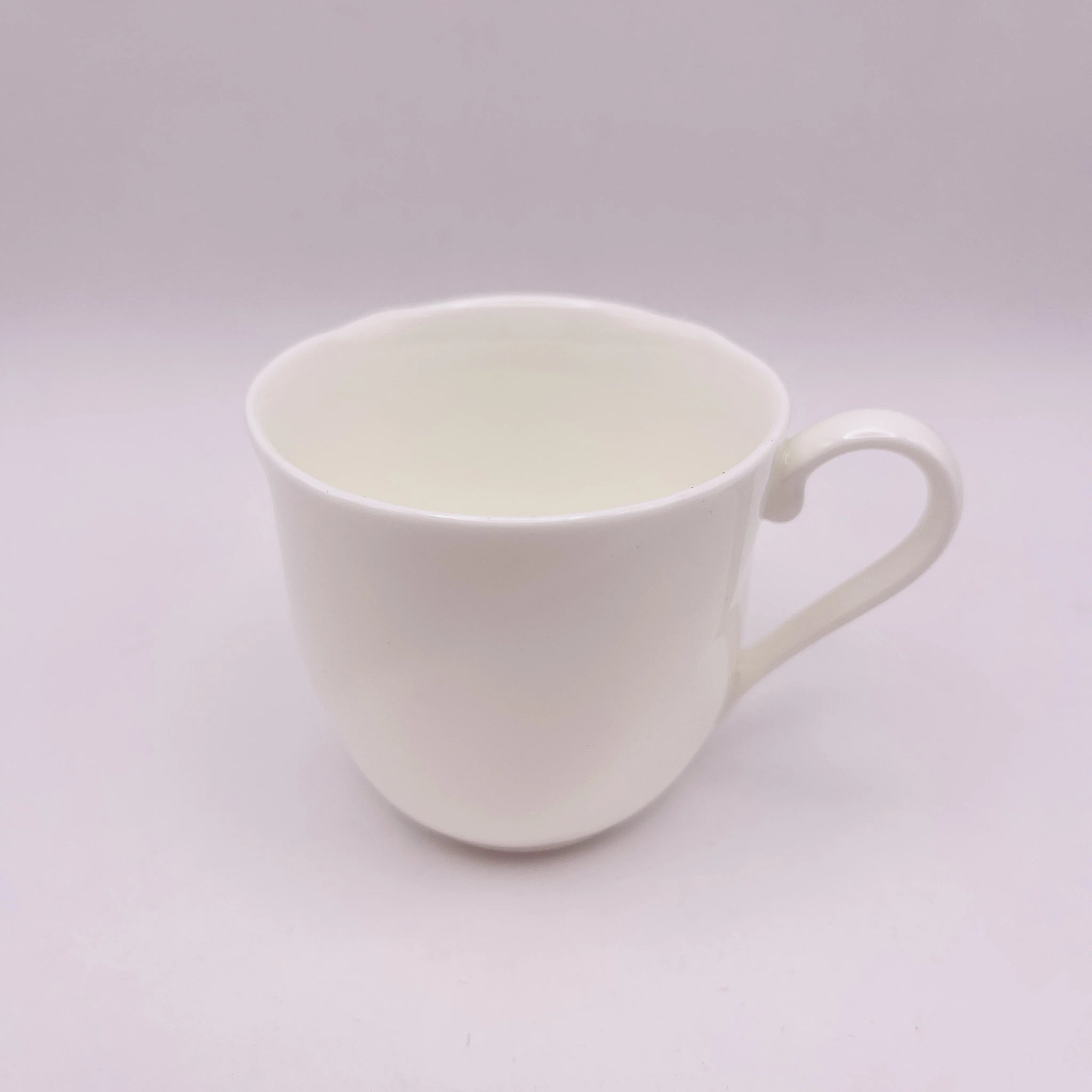 【リユース】 ティーカップ / Noritake(ノリタケ) / Barrymore (バリーモア) / Bone China / 日本 / アンサンブルホワイト