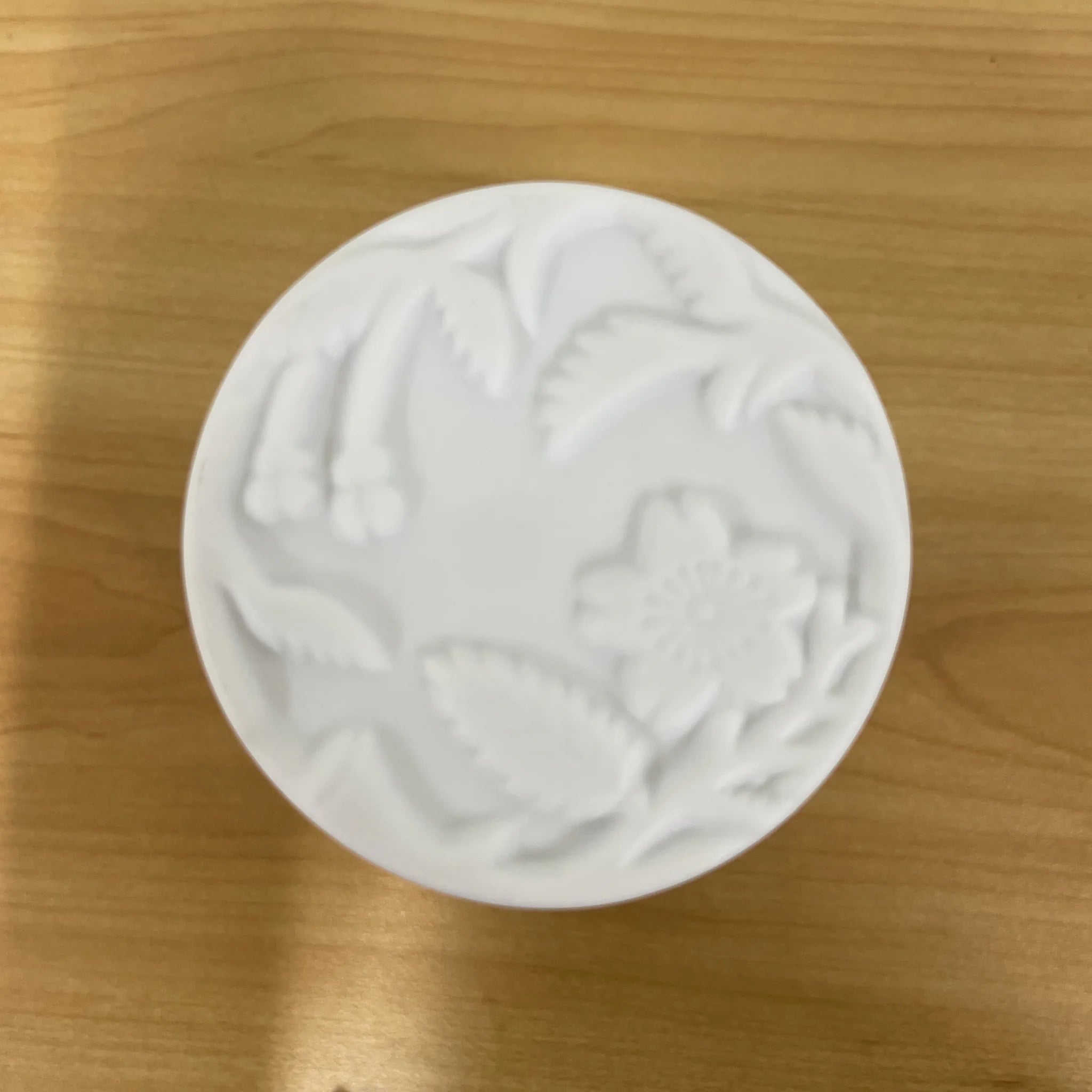 【リユース】 カップ / WDH / 磁器 / 日本 / 箱あり, エンボス, 桜