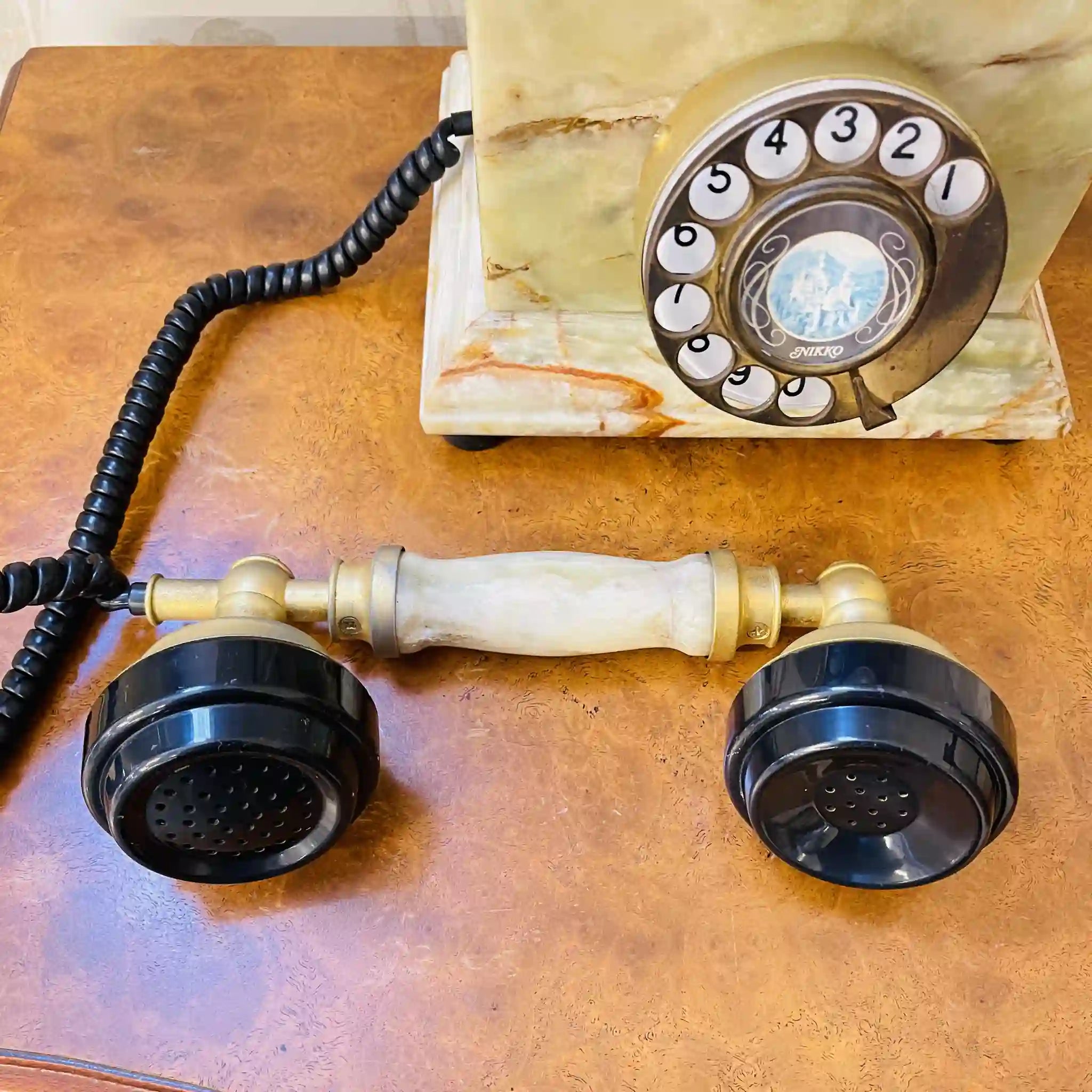 【リユース】 ダイヤル式電話機 / 日興電機製作所 / 大理石